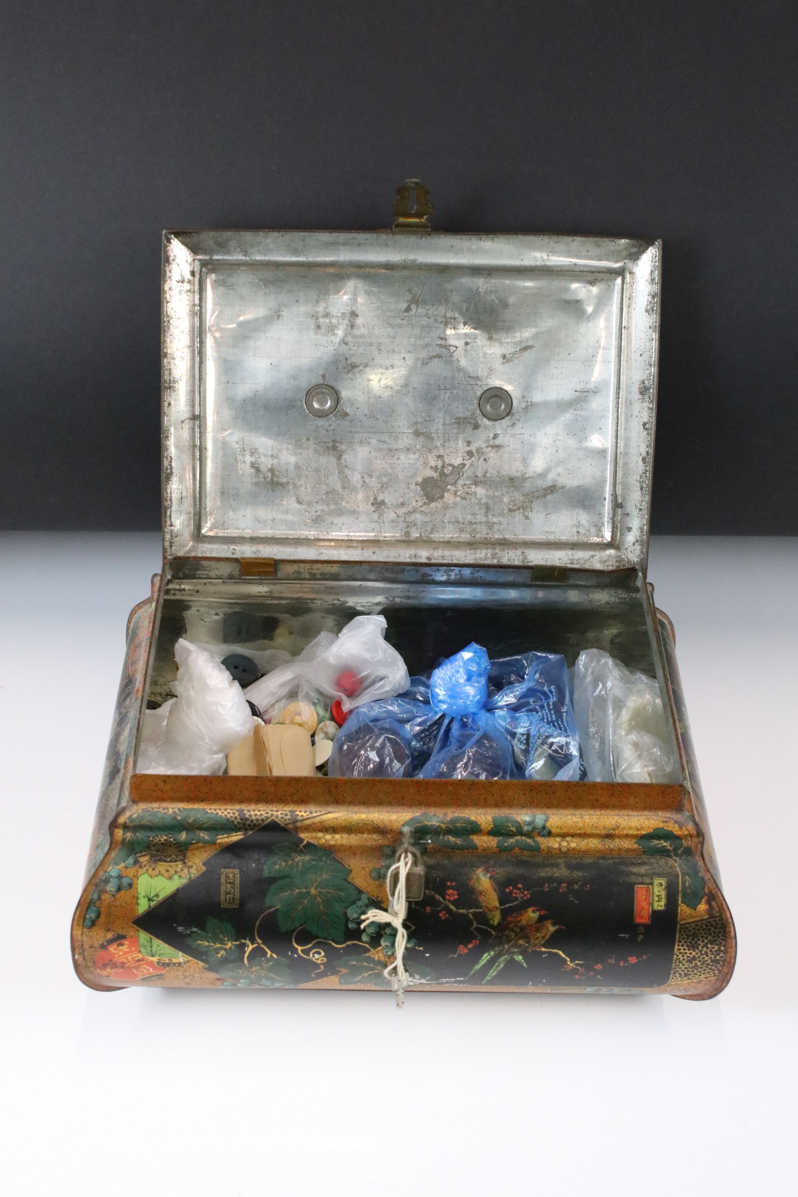 Two Chinese-style Biscuit Tins to include a bombe-shaped example - 31.5cm wide (containing a - Image 20 of 23