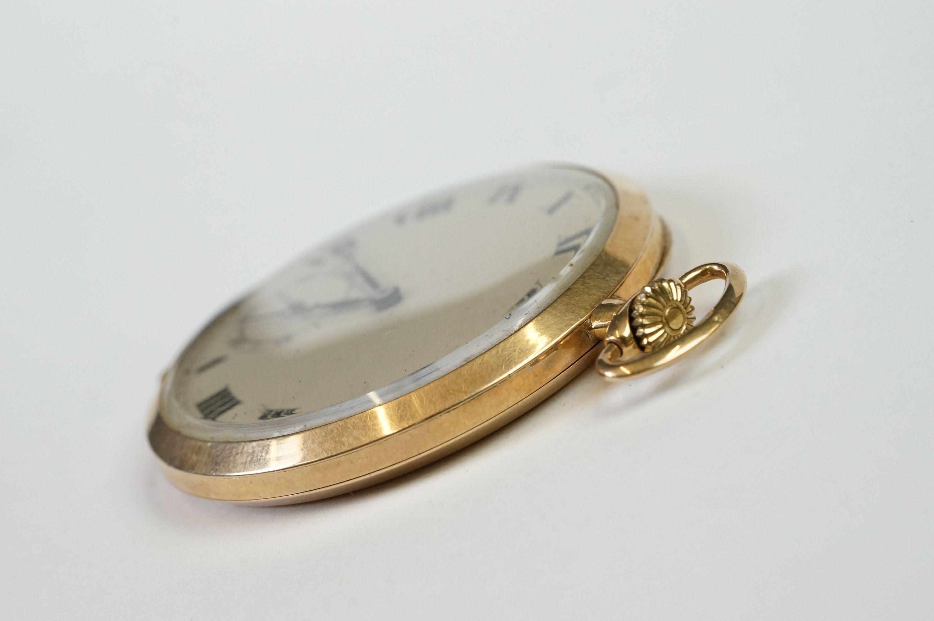 A fully hallmarked 9ct gold cased top winding pocket watch. - Image 5 of 10