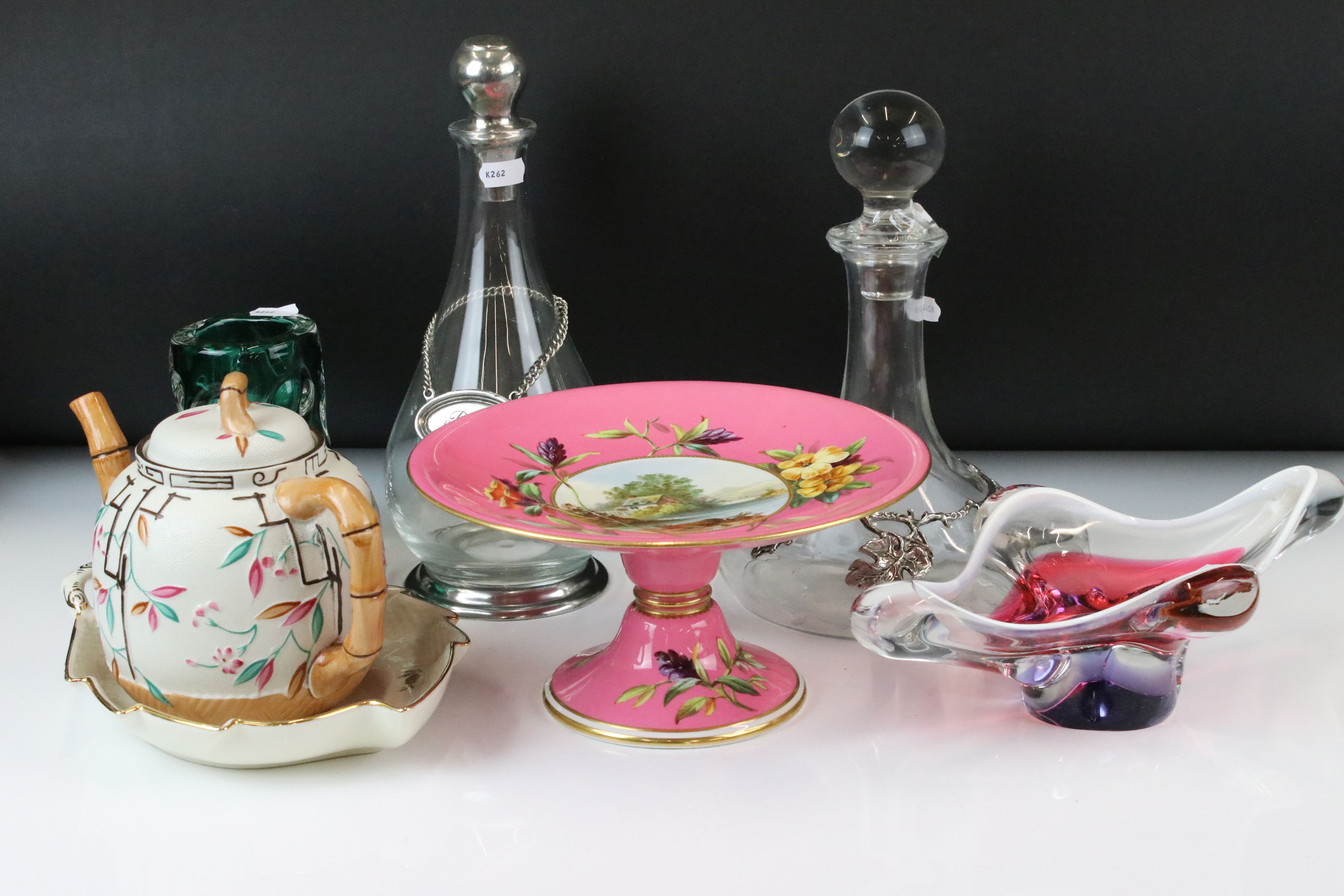Group of mixed glass & ceramics to include a late 19th / early 20th century pink ground porcelain - Image 2 of 16