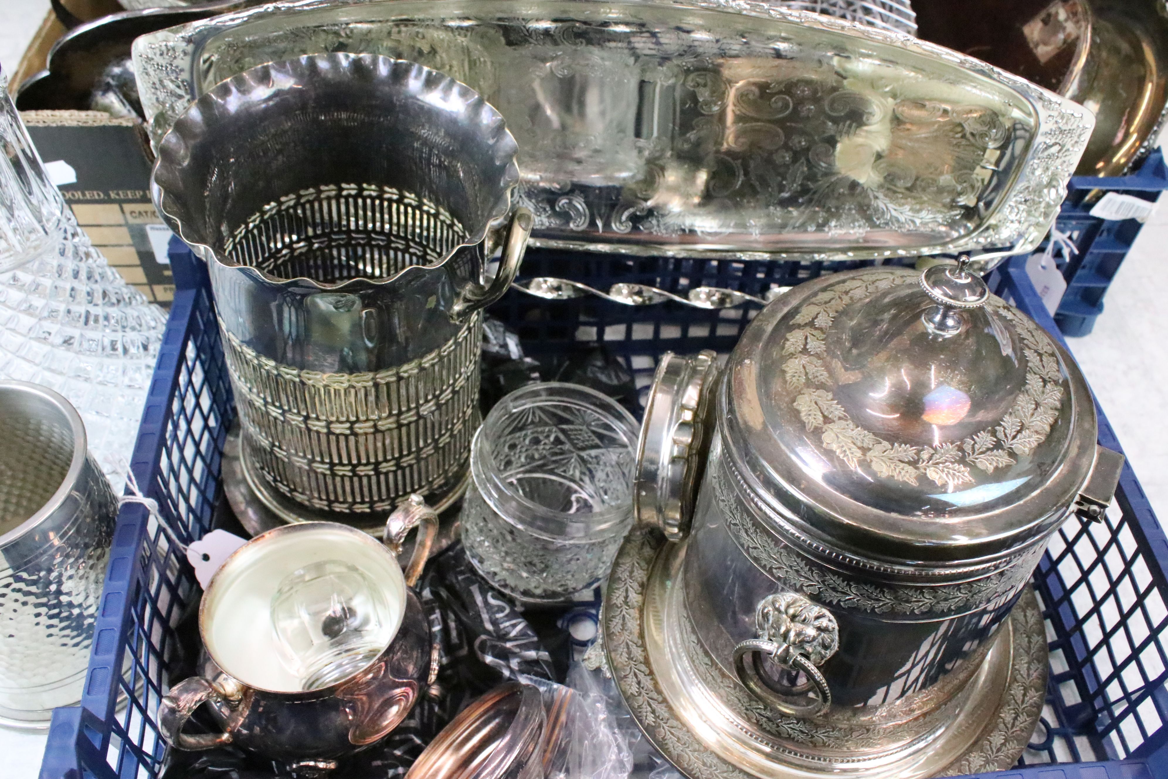 A collection of mixed silver plate to include Tazza, Bottle coasters, trays, jug, bowls....etc. - Image 3 of 6