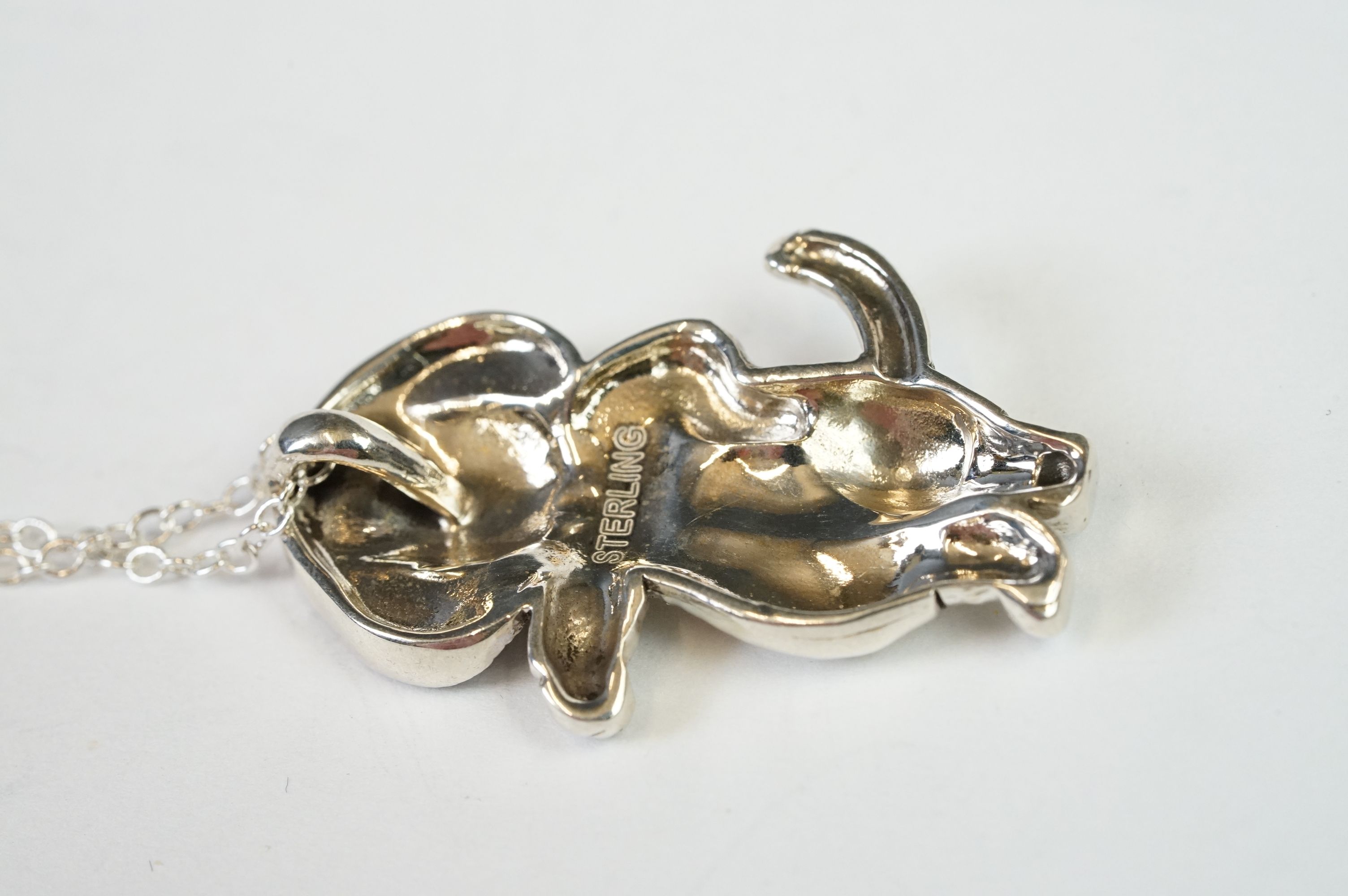 Silver Cat Pendant Necklace in the form of Tom Kitten - Image 5 of 9