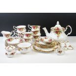 Royal Albert ' Old Country Roses ' tea service comprising teapot & cover, 8 teacups, 6 saucers, 6