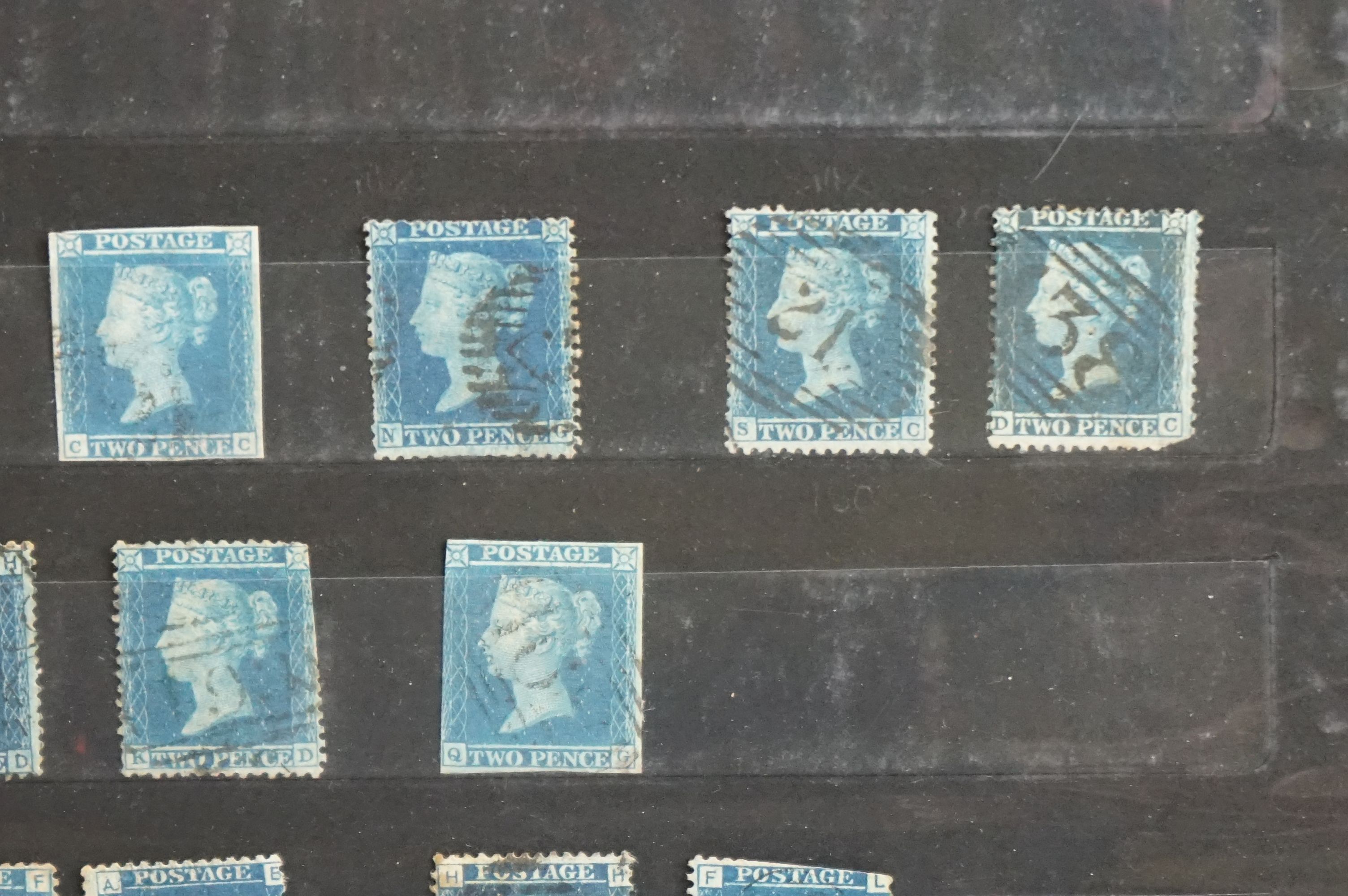 A collection of Queen Victoria Stamps to include three Penny Blacks, sixteen two penny blues and a - Image 5 of 17