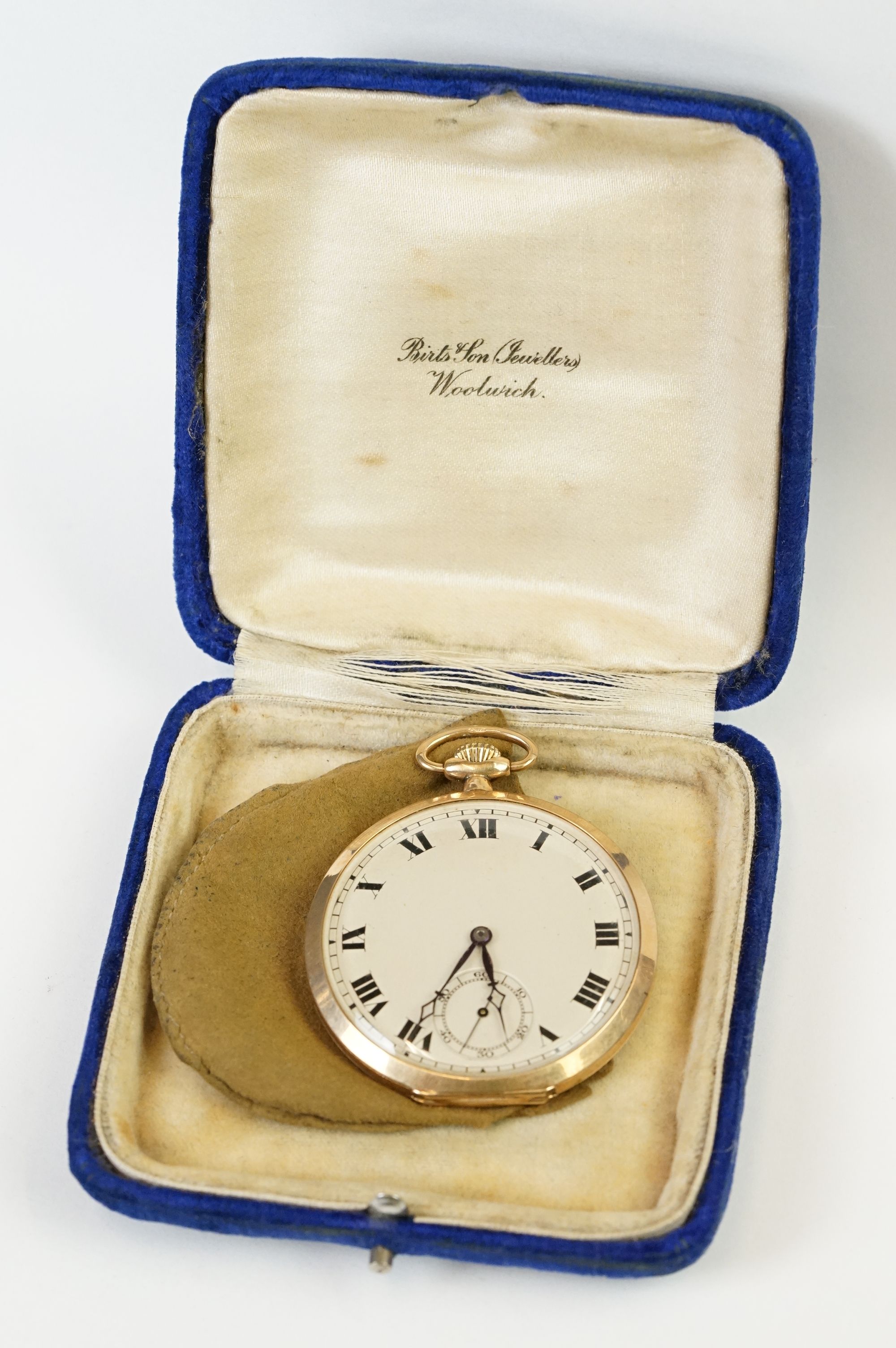 A fully hallmarked 9ct gold cased top winding pocket watch.