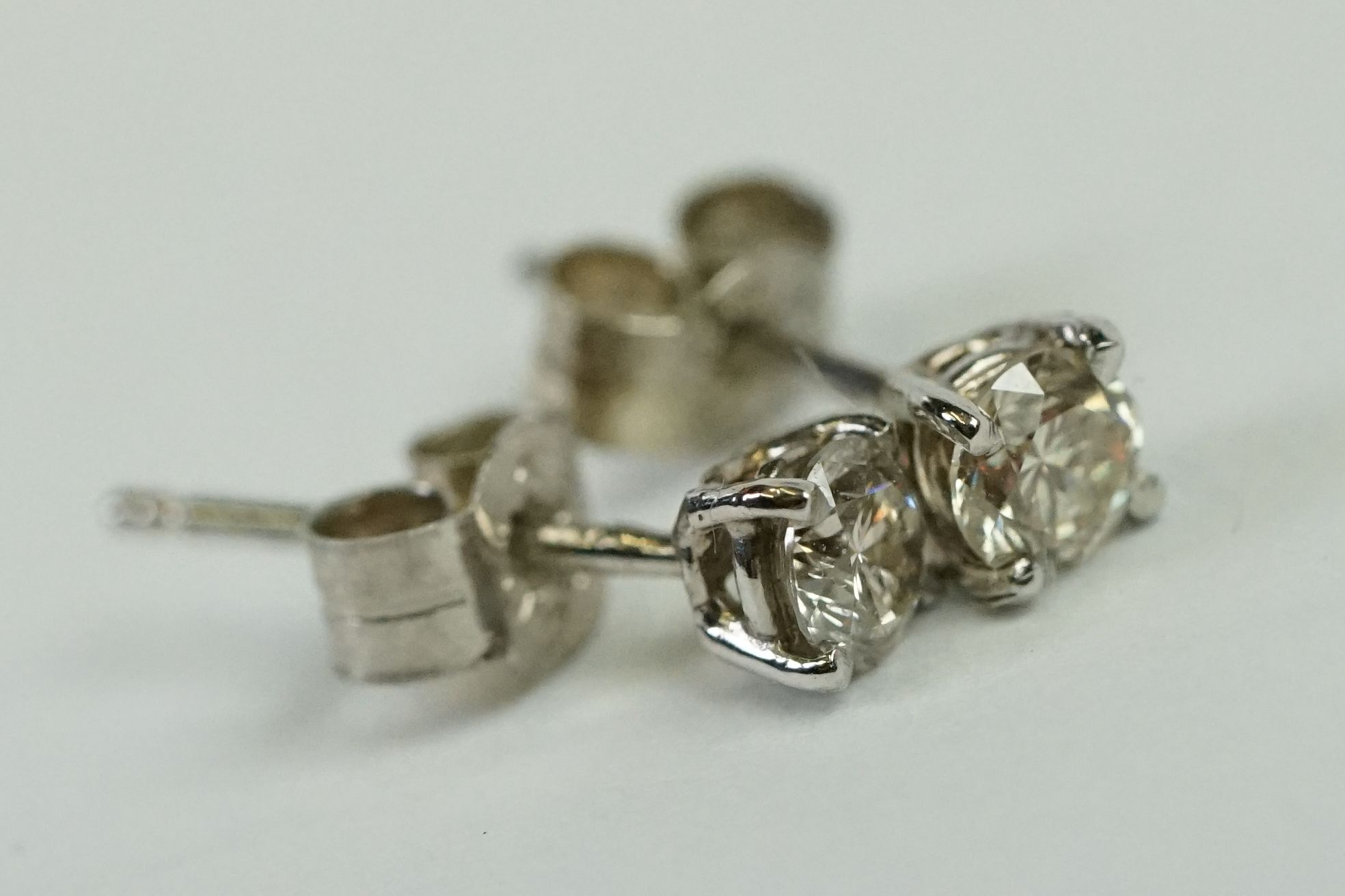 Pair of 14ct White Gold Diamond Stud Earrings of 30 points approx. total - Image 3 of 10