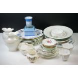 Collection of Shelley ceramics, 27 pieces, to include an Art Deco Harmony Ware vase (9.5cm high),