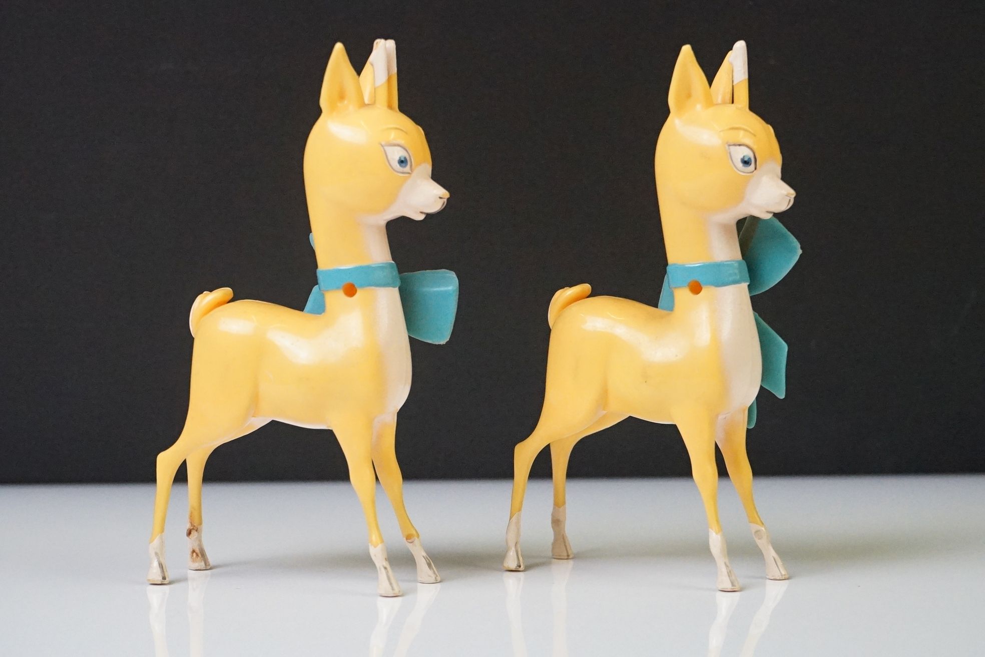 Set of Six Babycham glasses, 10.5cm high, together with two plastic Babycham advertising figures ( - Image 9 of 14