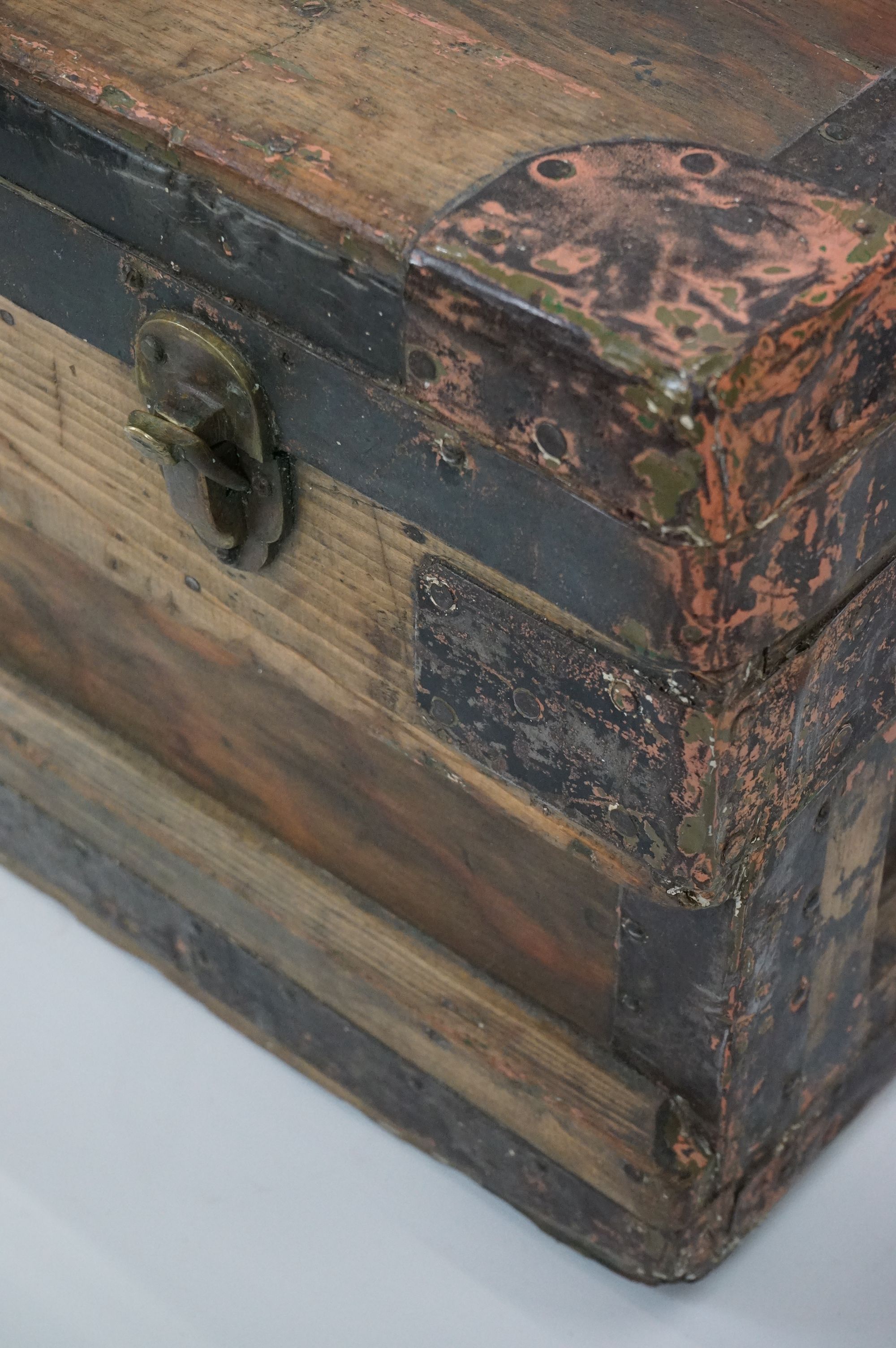 19th century Pine and Metal Bound Travelling Trunk / Box with two carrying handles, 81cm wide x 31cm - Image 9 of 12