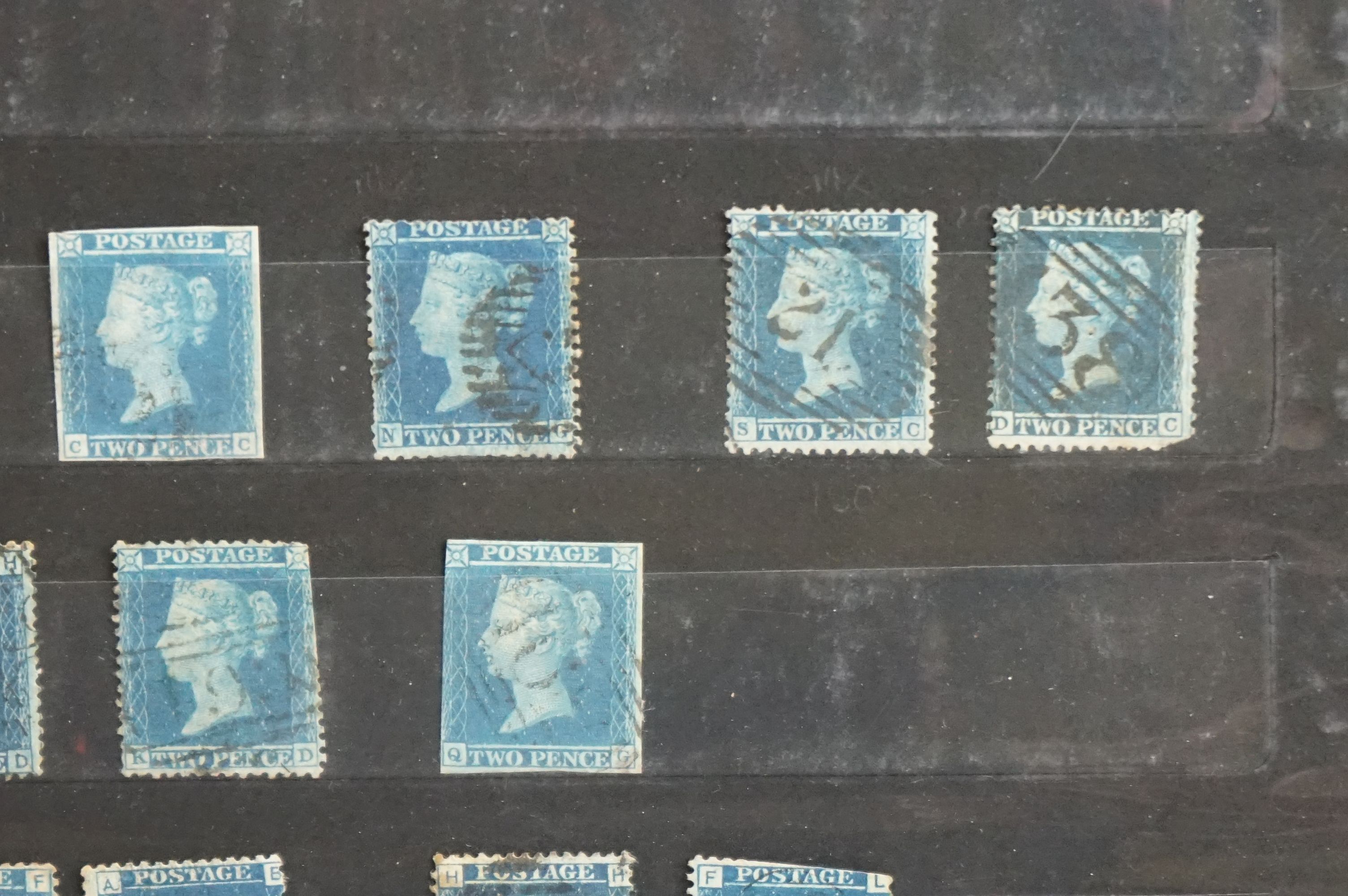 A collection of Queen Victoria Stamps to include three Penny Blacks, sixteen two penny blues and a - Image 4 of 17