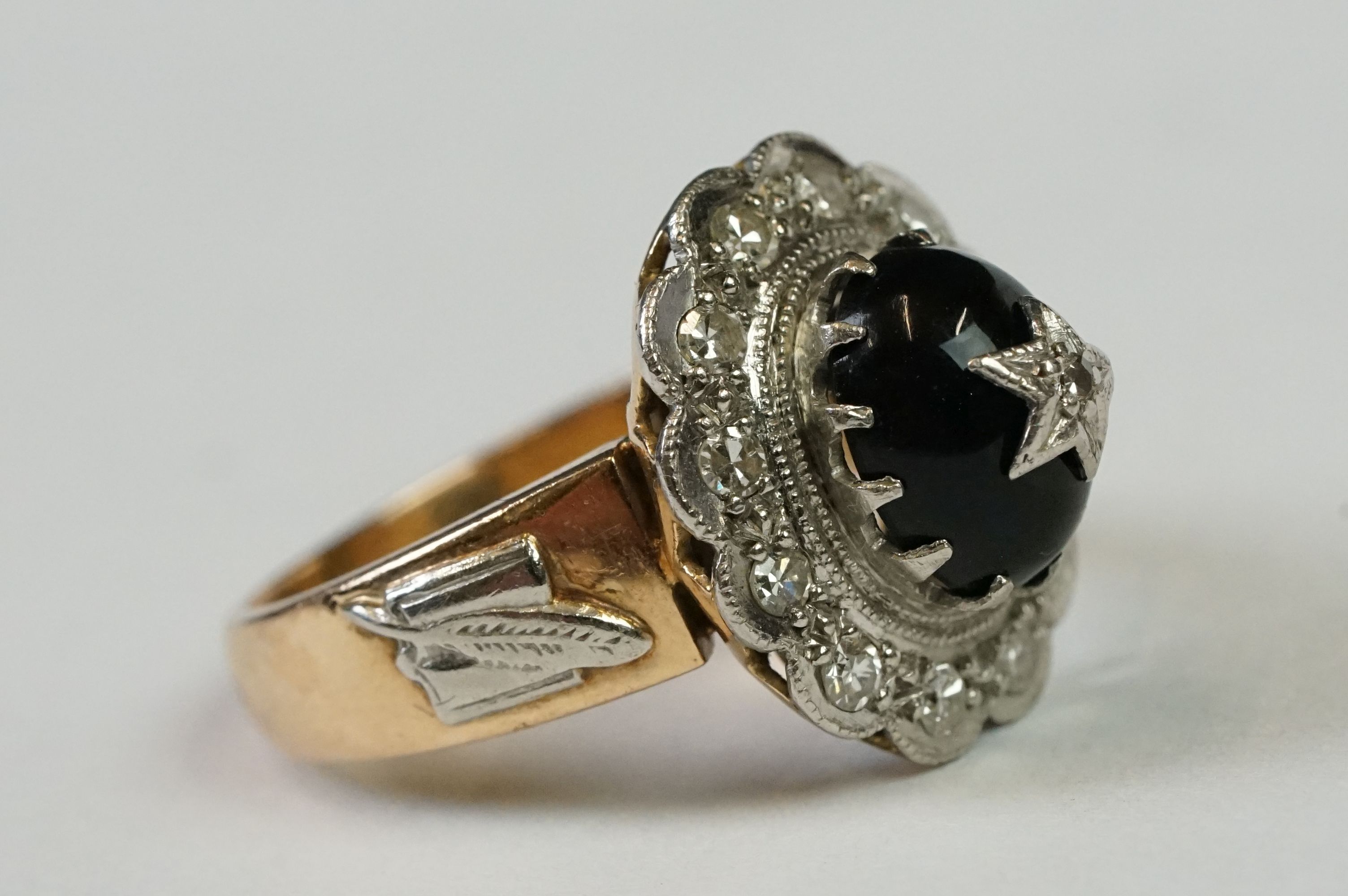 18ct Yellow Gold Sapphire and Diamond Ring - Image 3 of 10