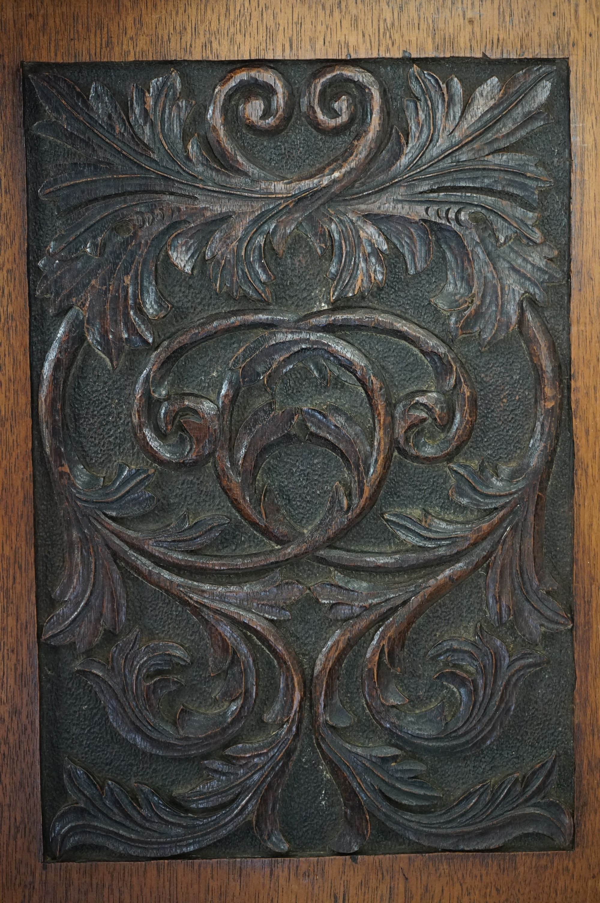 Late 19th / Early 20th century Small Oak Hanging Corner Cupboard, the single panel door carved - Image 5 of 7