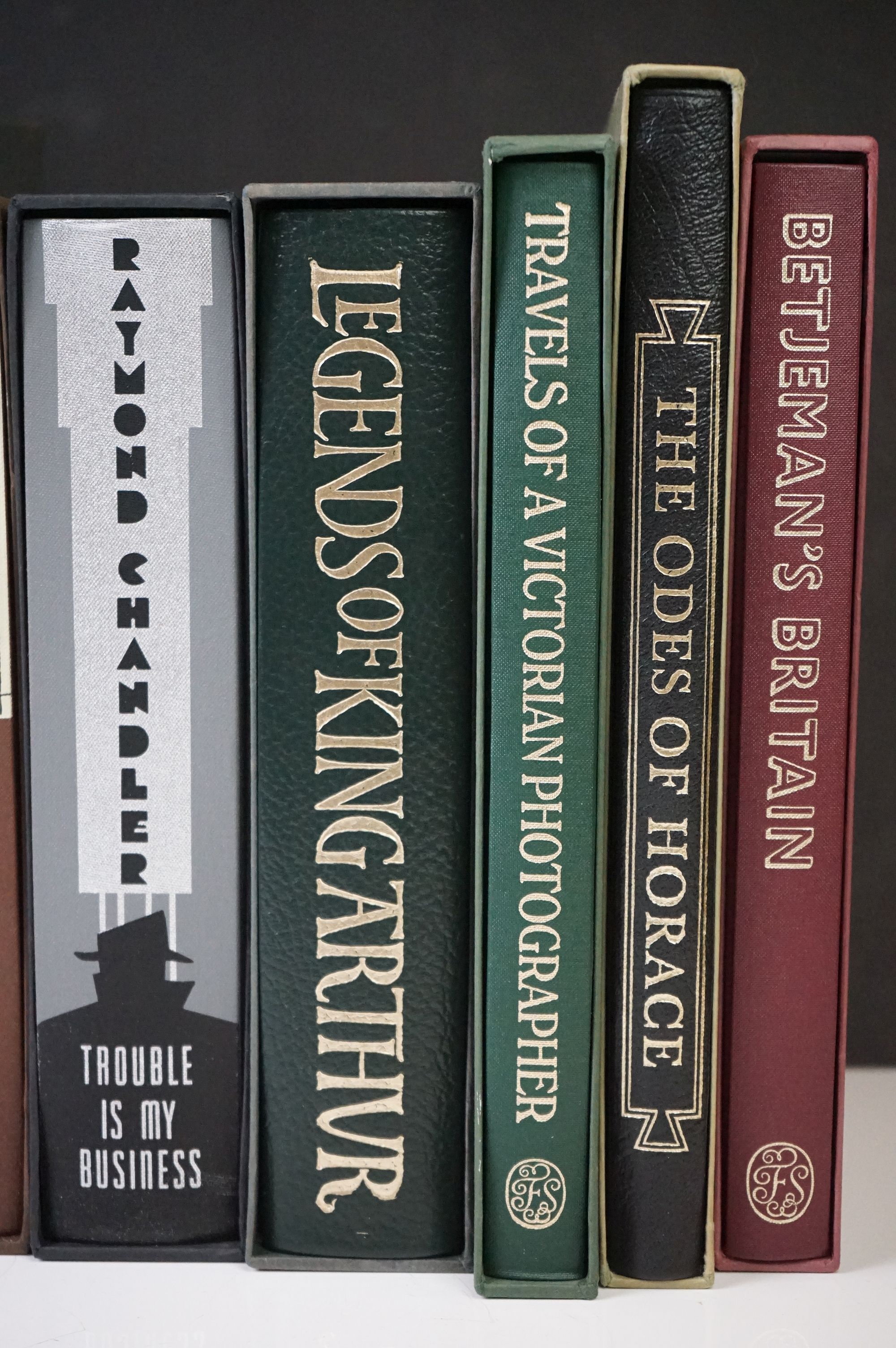 A collection of approx twenty Folio Society books, mainly historical examples, all within slip - Image 5 of 6