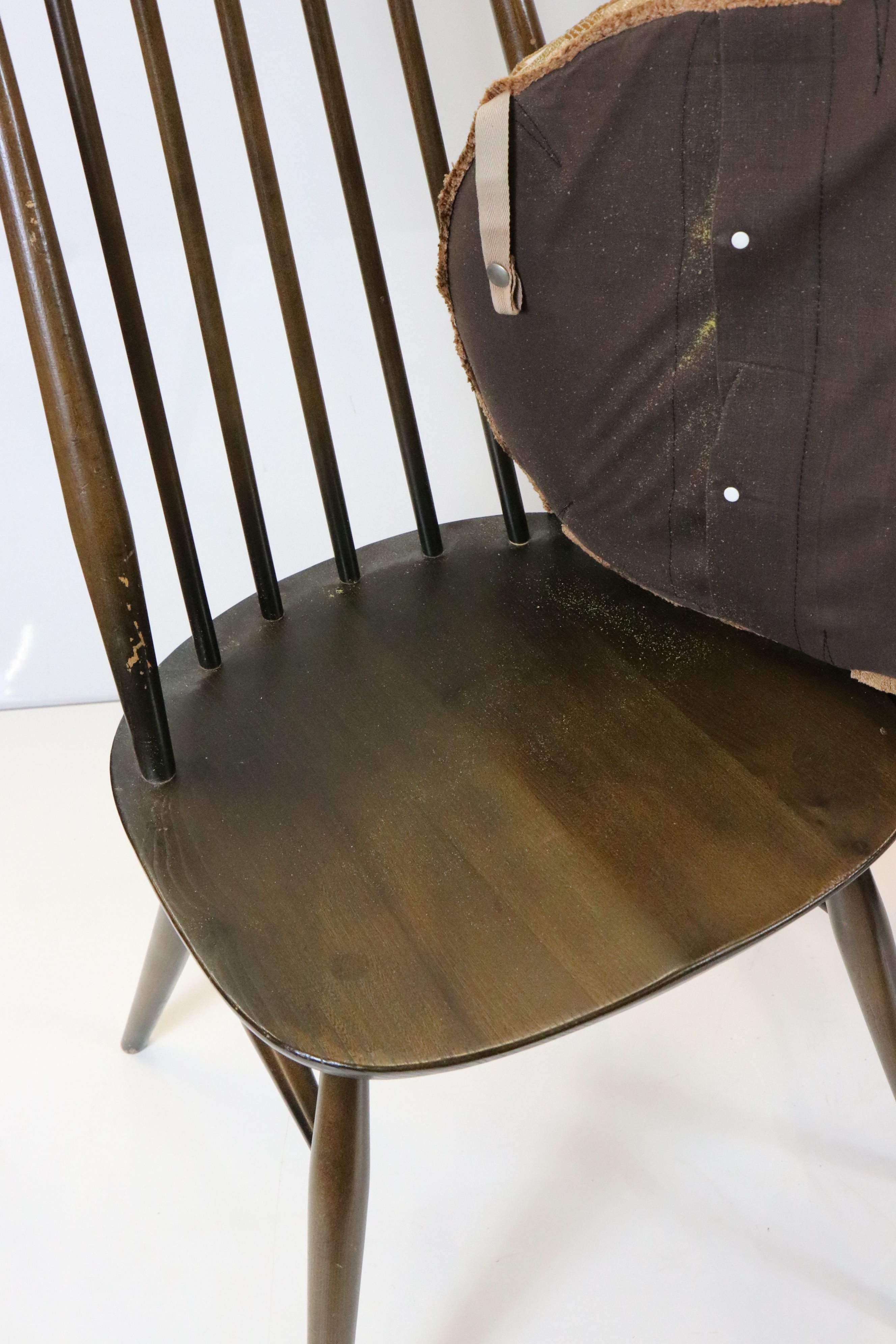 Set of Four Ercol ' Goldsmith ' Dining Chairs with the original Ercol seat pads - Image 4 of 7