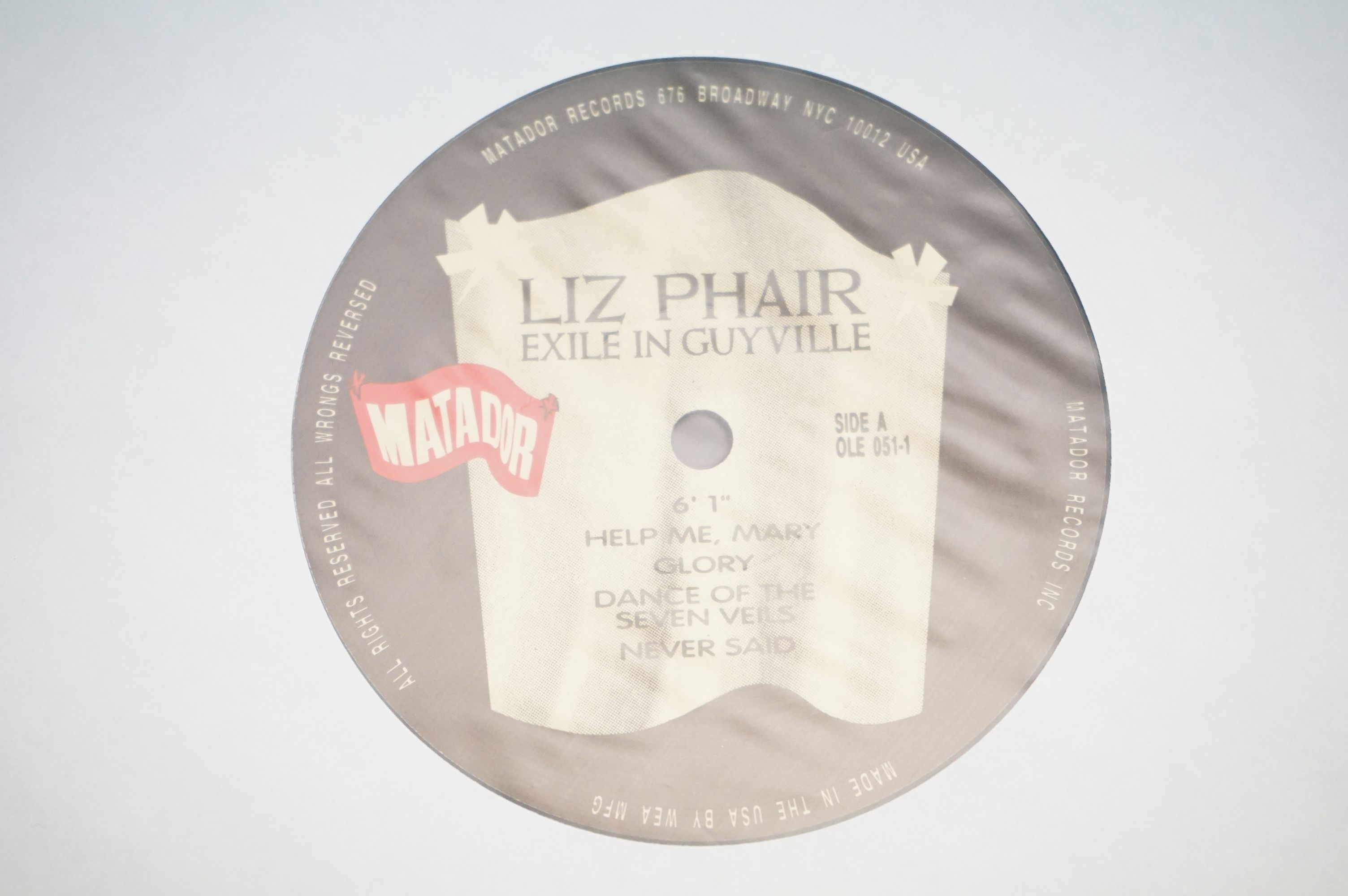 Vinyl – 2 Liz Phair albums to include Exile In Guyville (USA, Matador Records OLE 051-1) EX / EX, - Image 7 of 8