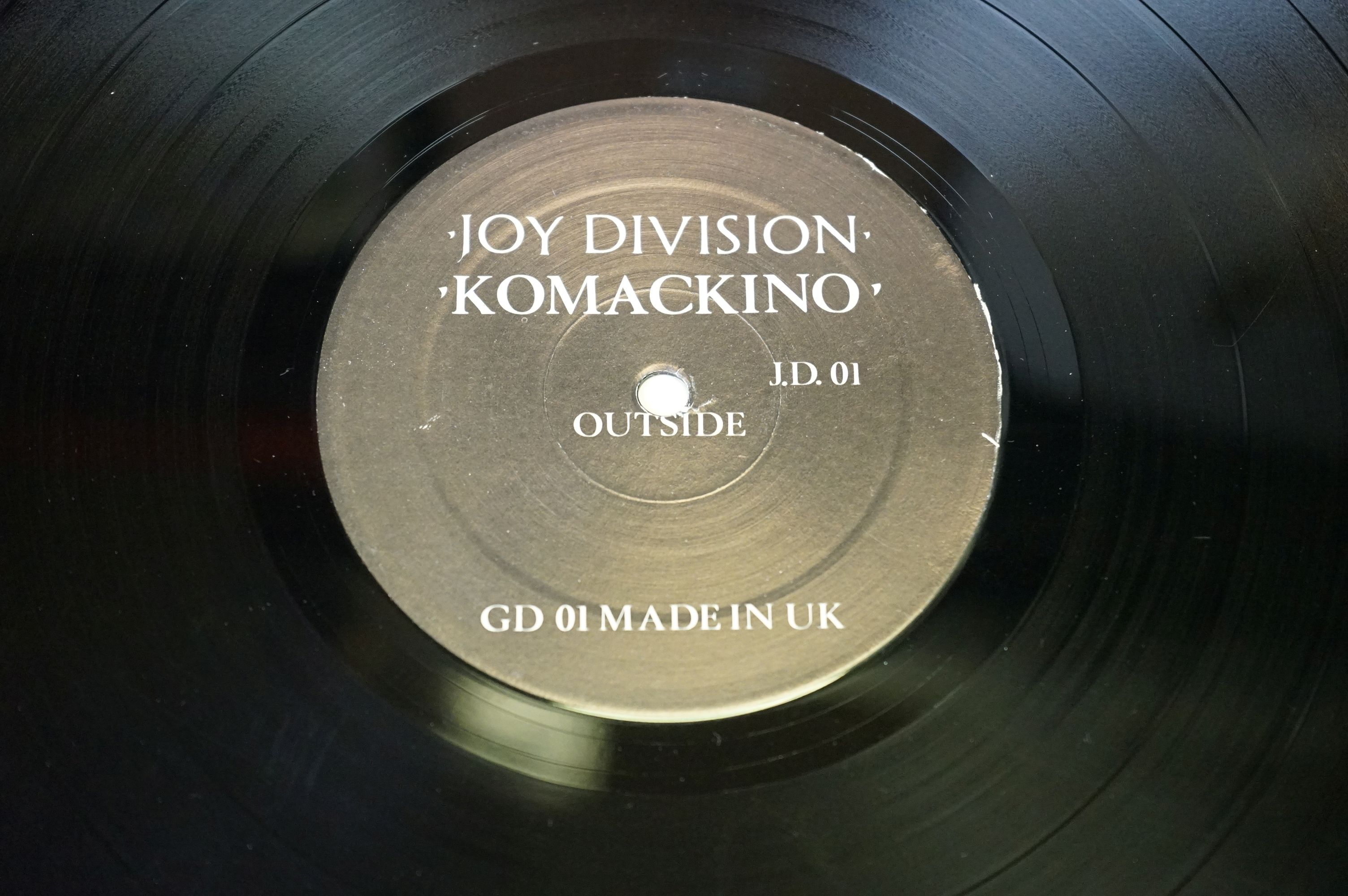 Vinyl – 2 rare Joy Division private pressing albums to include Joy Division – Komackino (Original - Image 4 of 12