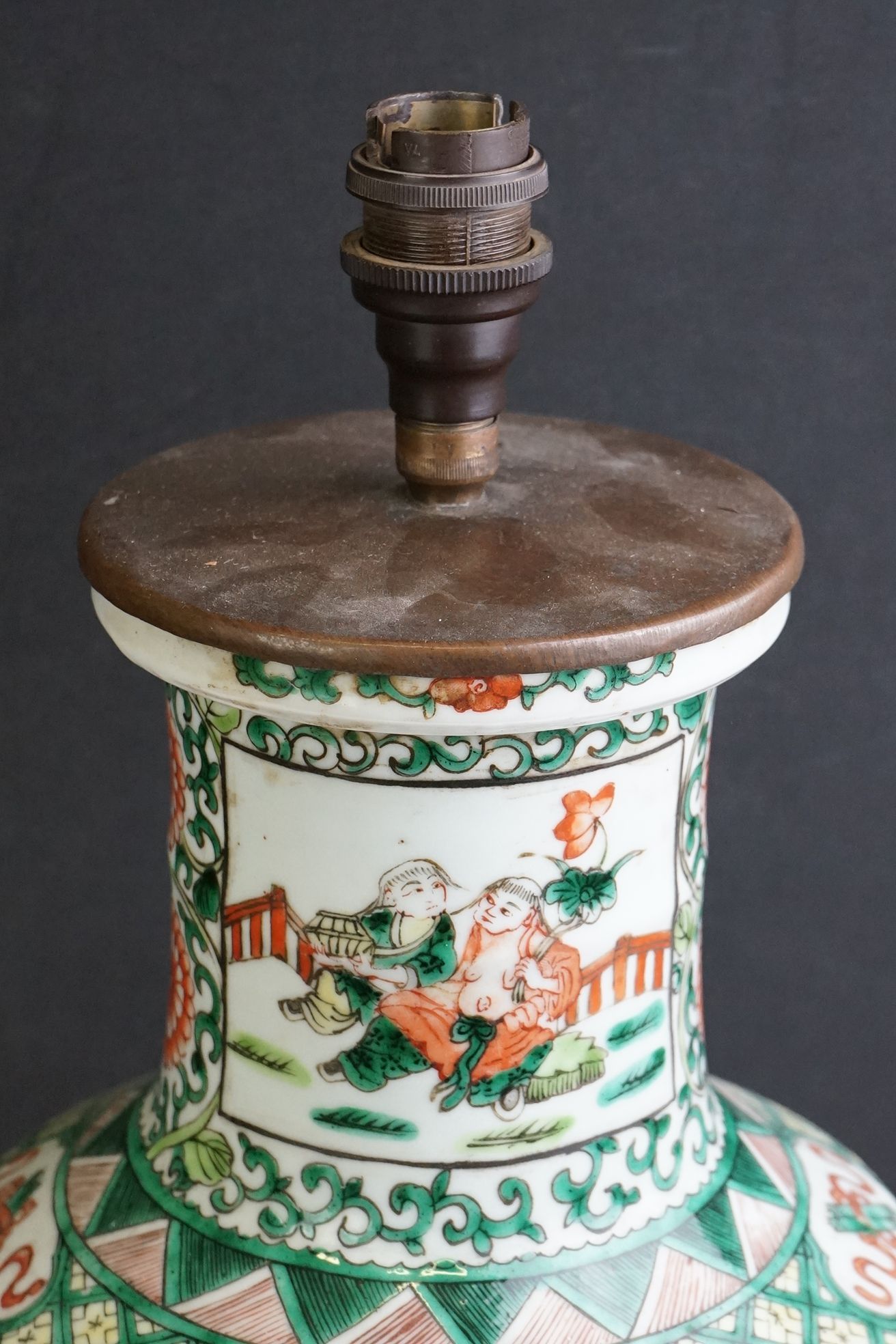 Chinese Porcelain Famille Verte Table Lamp of Rouleau form, decorated with panels of figures, with - Image 2 of 10