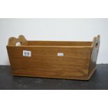 Gardeners trug with carrying handle, 41cm wide