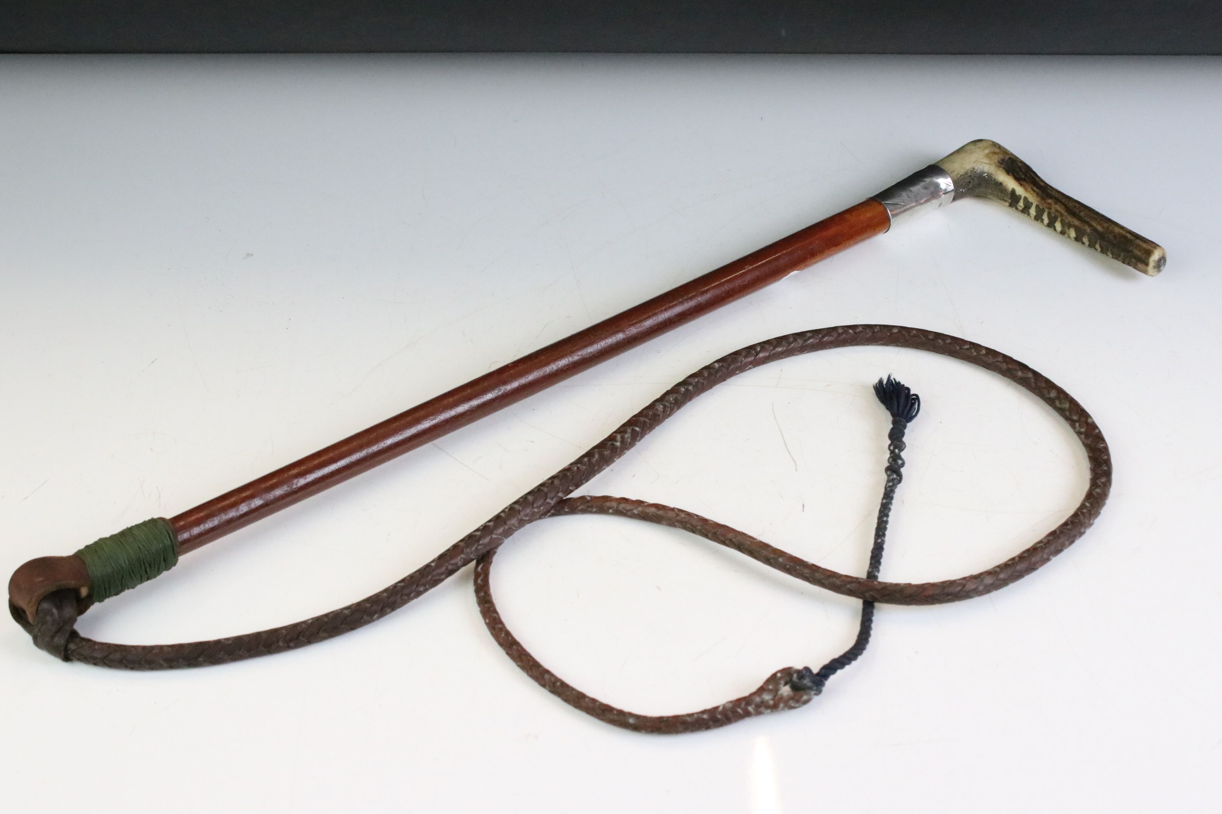 Early 20th century Hunting Whip with antler handle, silver band (Birmingham 1908) and plaited