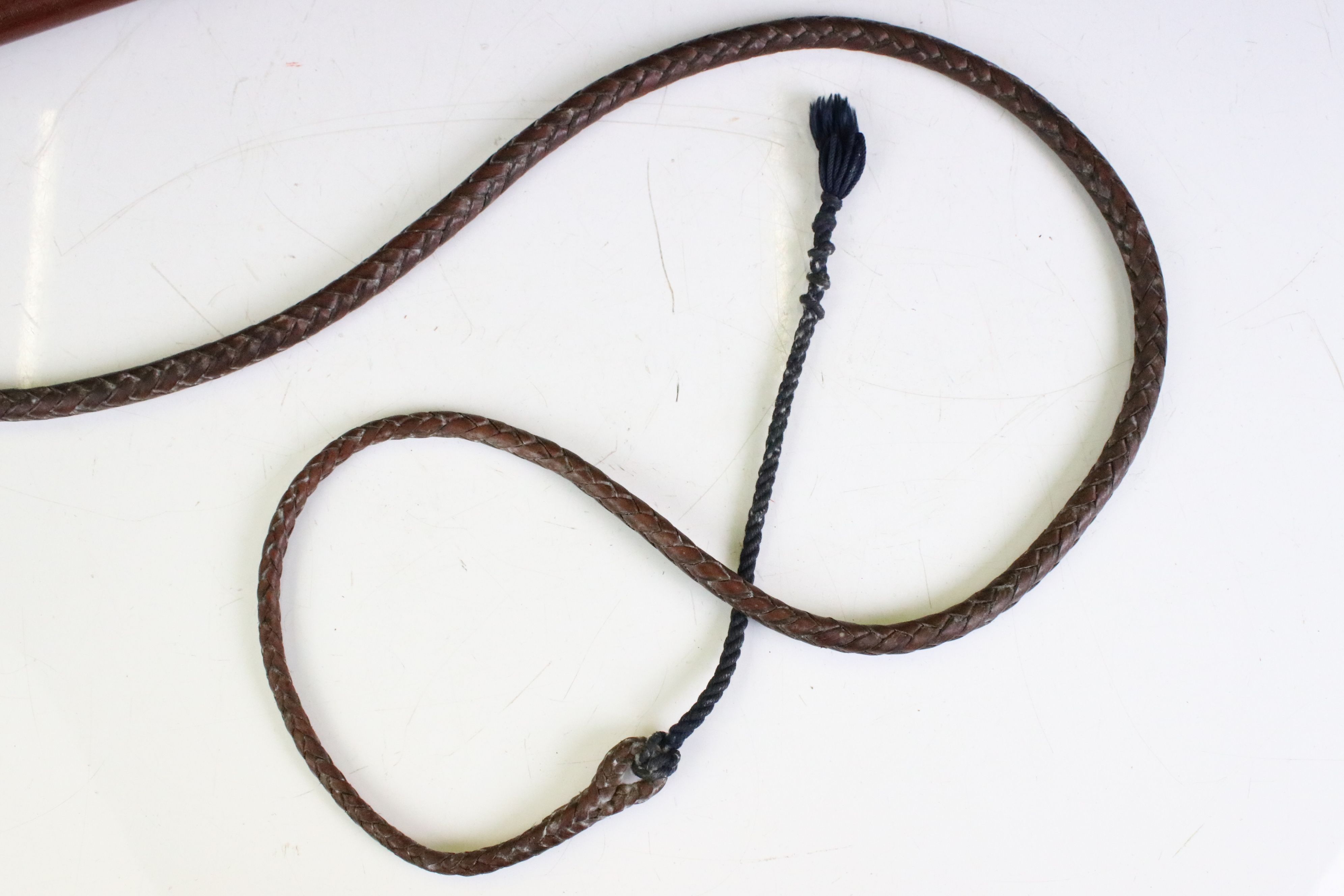 Early 20th century Hunting Whip with antler handle, silver band (Birmingham 1908) and plaited - Image 4 of 4