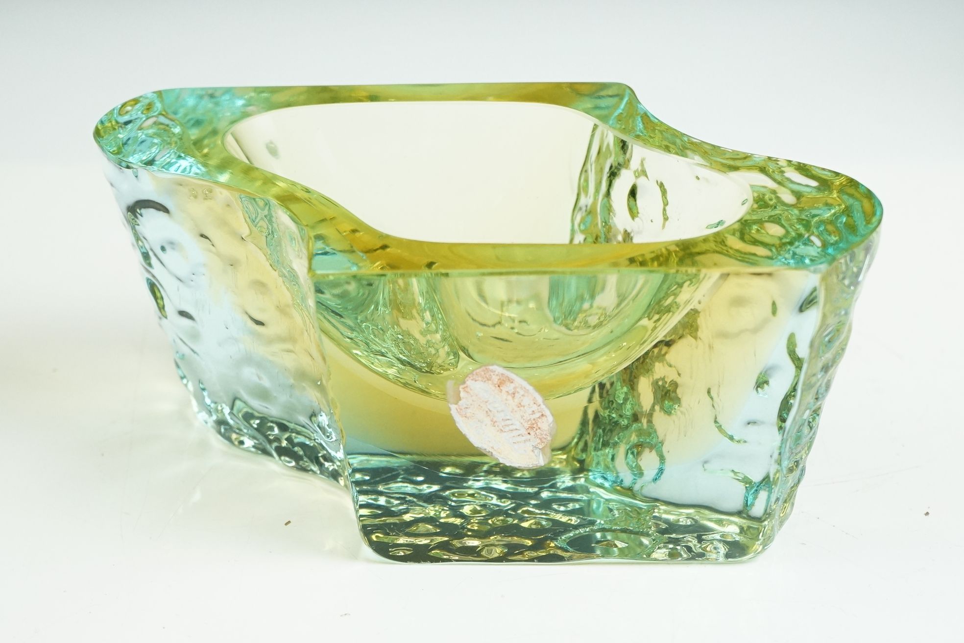 Two Murano textured glass ashtrays to include a faceted geometric example in an amethyst - Image 8 of 17