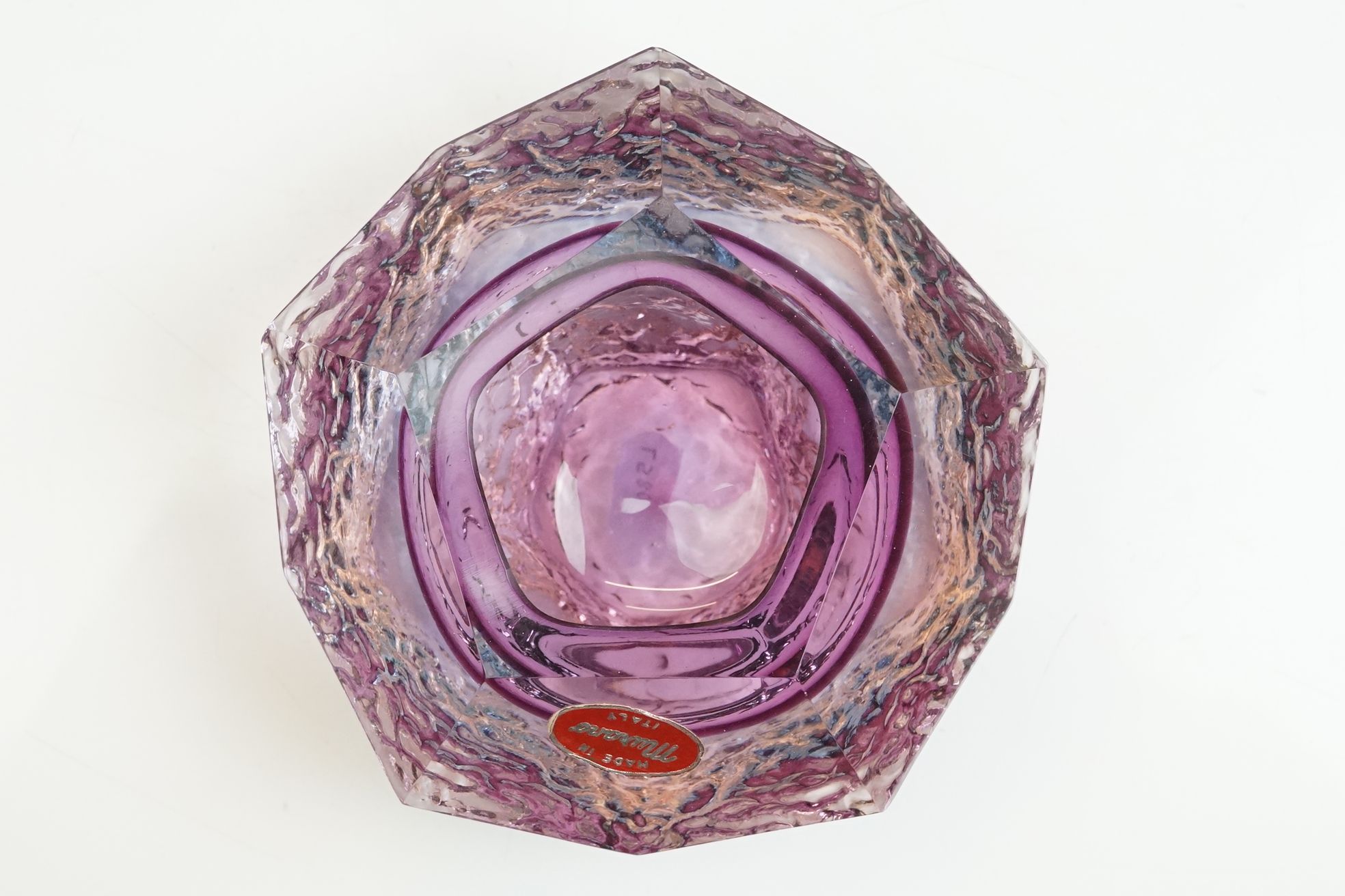 Two Murano textured glass ashtrays to include a faceted geometric example in an amethyst - Image 4 of 17