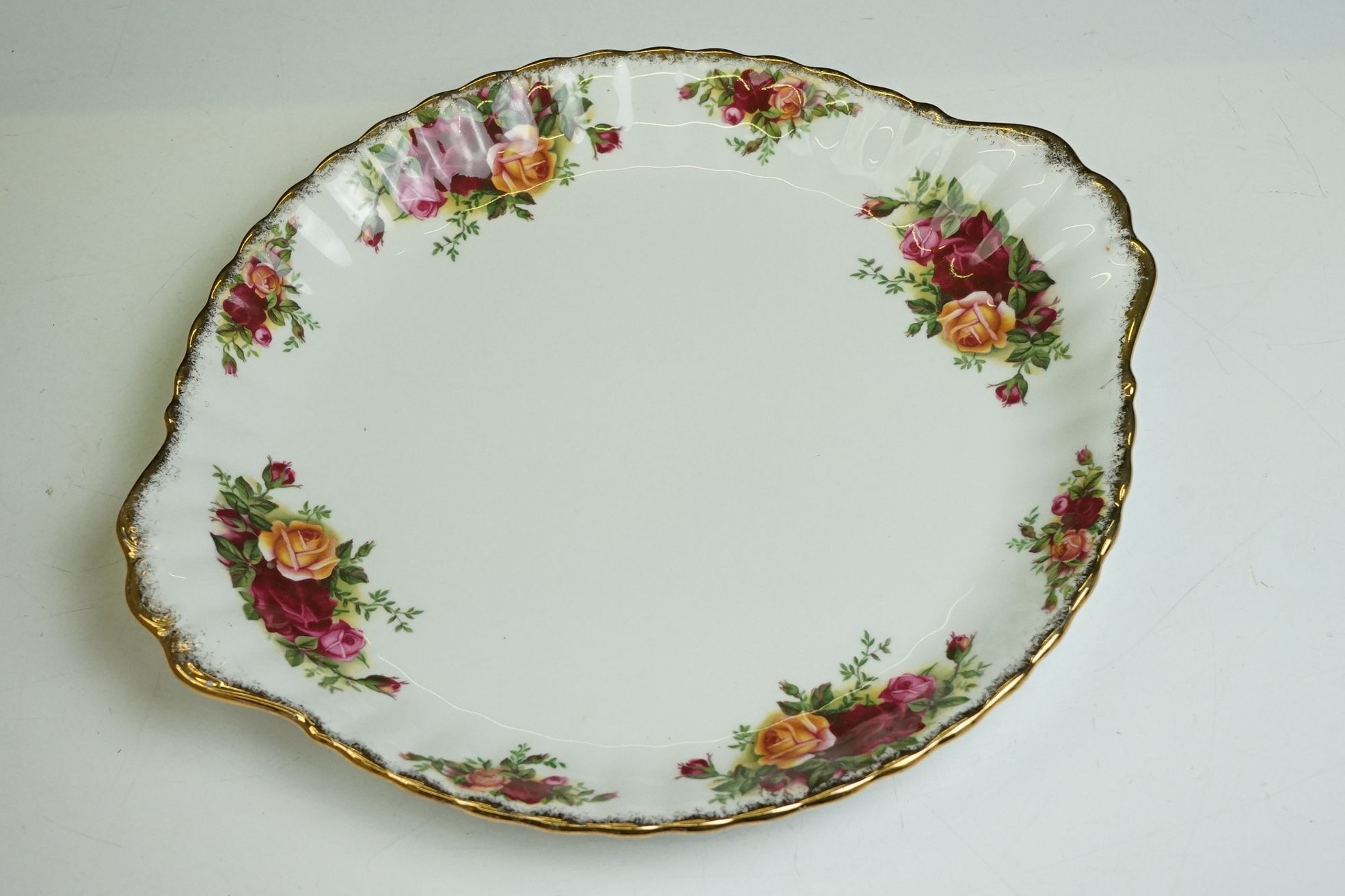 Royal Albert ' Old Country Roses ' Tea ware including six tea cups, six saucers, five tea plates, - Image 4 of 10