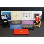 A collection of Royal Mint year sets to include 1971, 1980, 1981, 1982, 1950, 1997, 1987, 1986 and