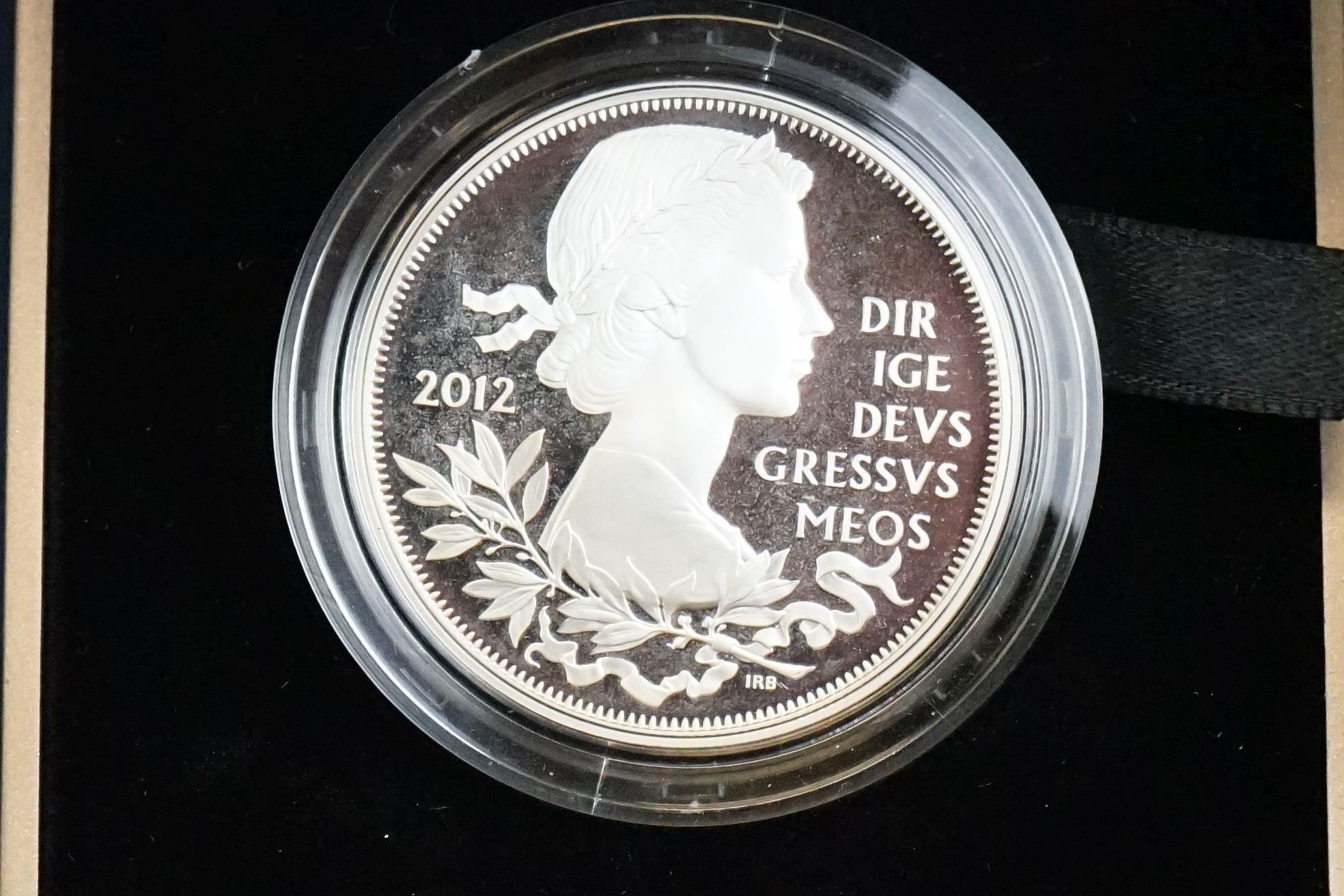 A collection of five cased silver proof coins to include the 2012 Queens Diamond Jubilee crown, 1995 - Image 7 of 13