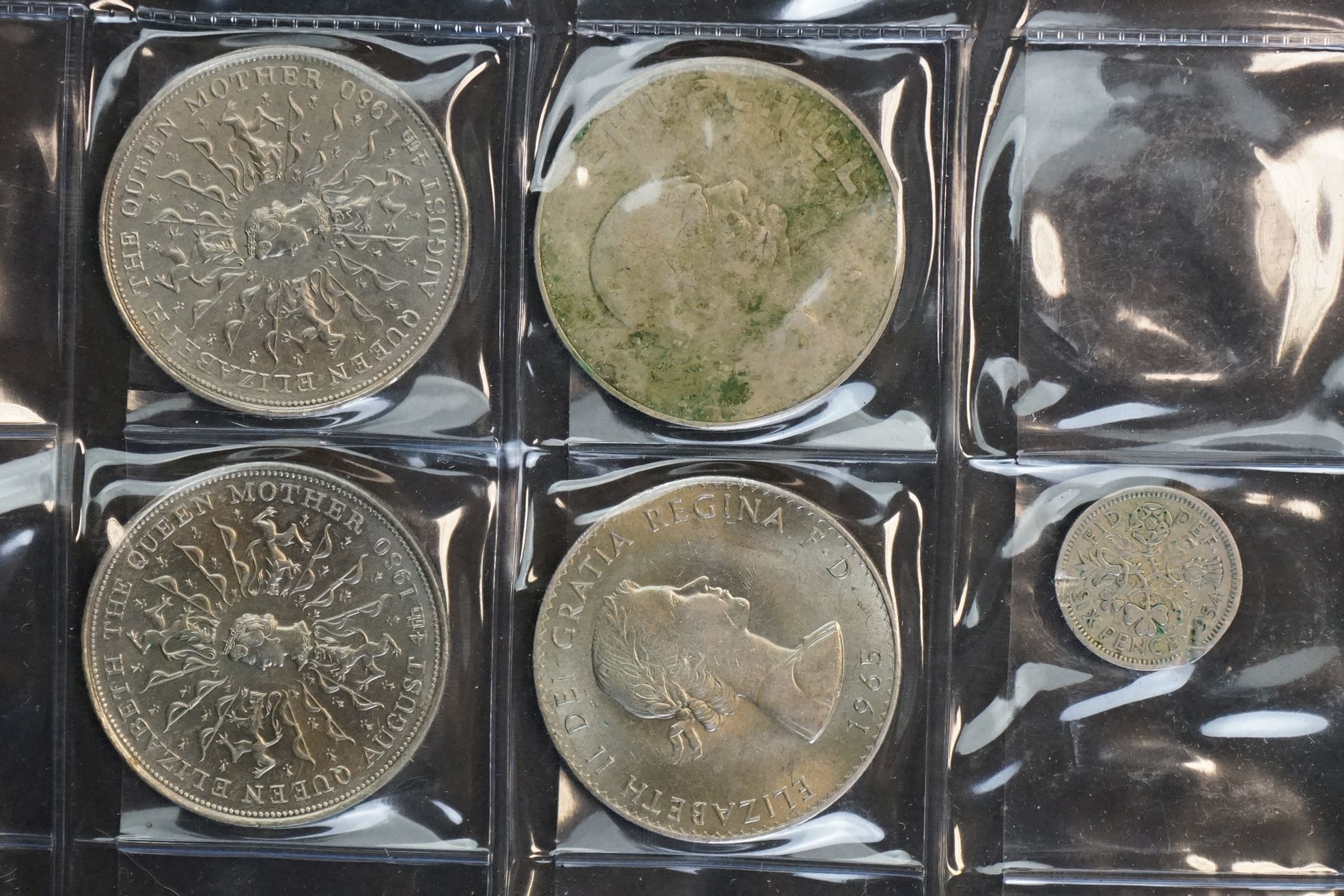 A large collection of mixed coins to include British pre decimal and foreign examples, commemorative - Image 17 of 22