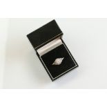 Diamond platinum ring, the principal round brilliant cut diamond weighing approx 0.85 carat, claw