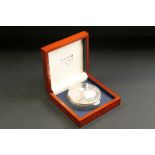 Silver commemorative Winston Churchill lidded circular trinket box, velvet lined, makers Richard