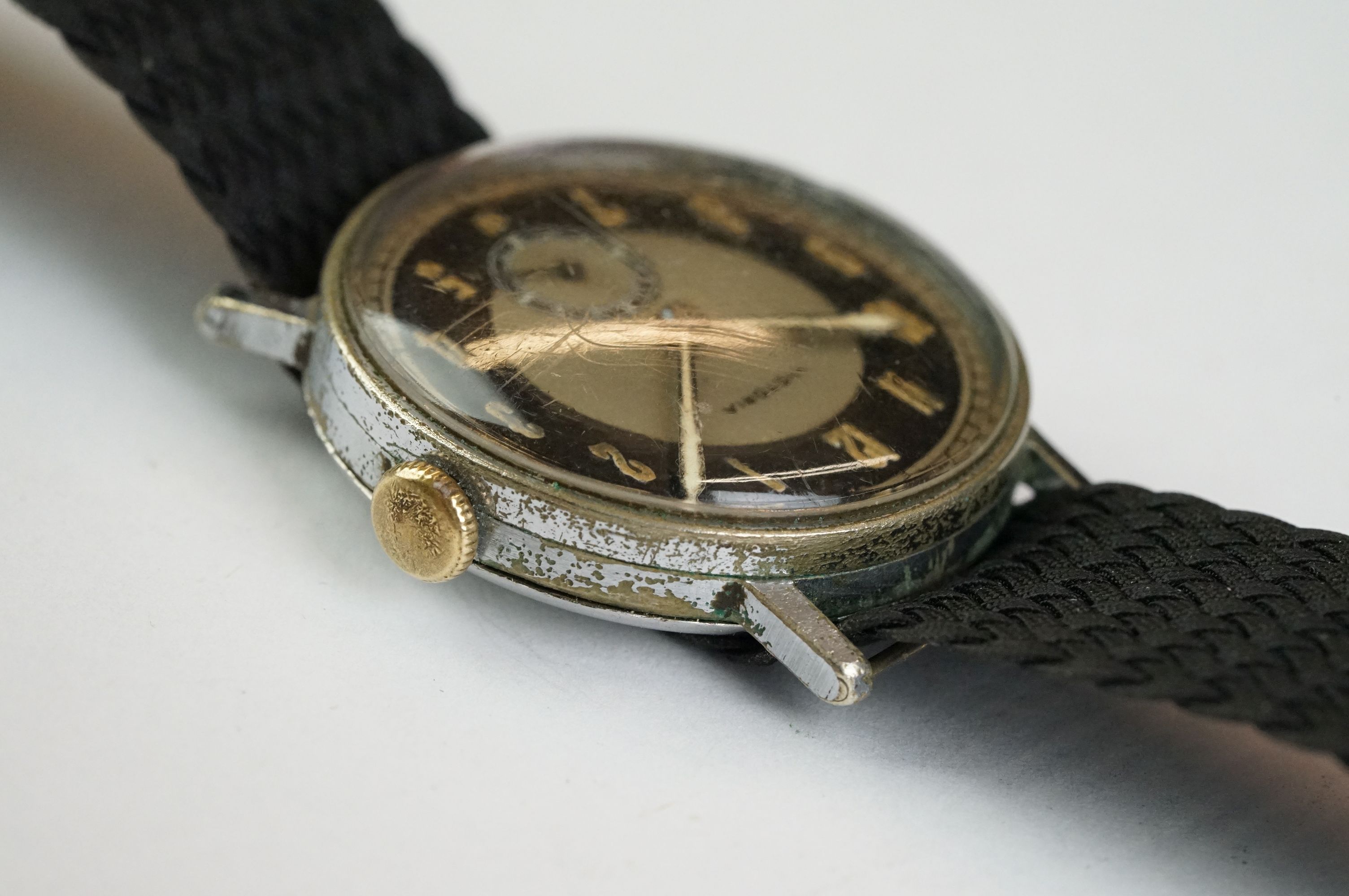 WW2 period Victoria military watch - Image 4 of 9