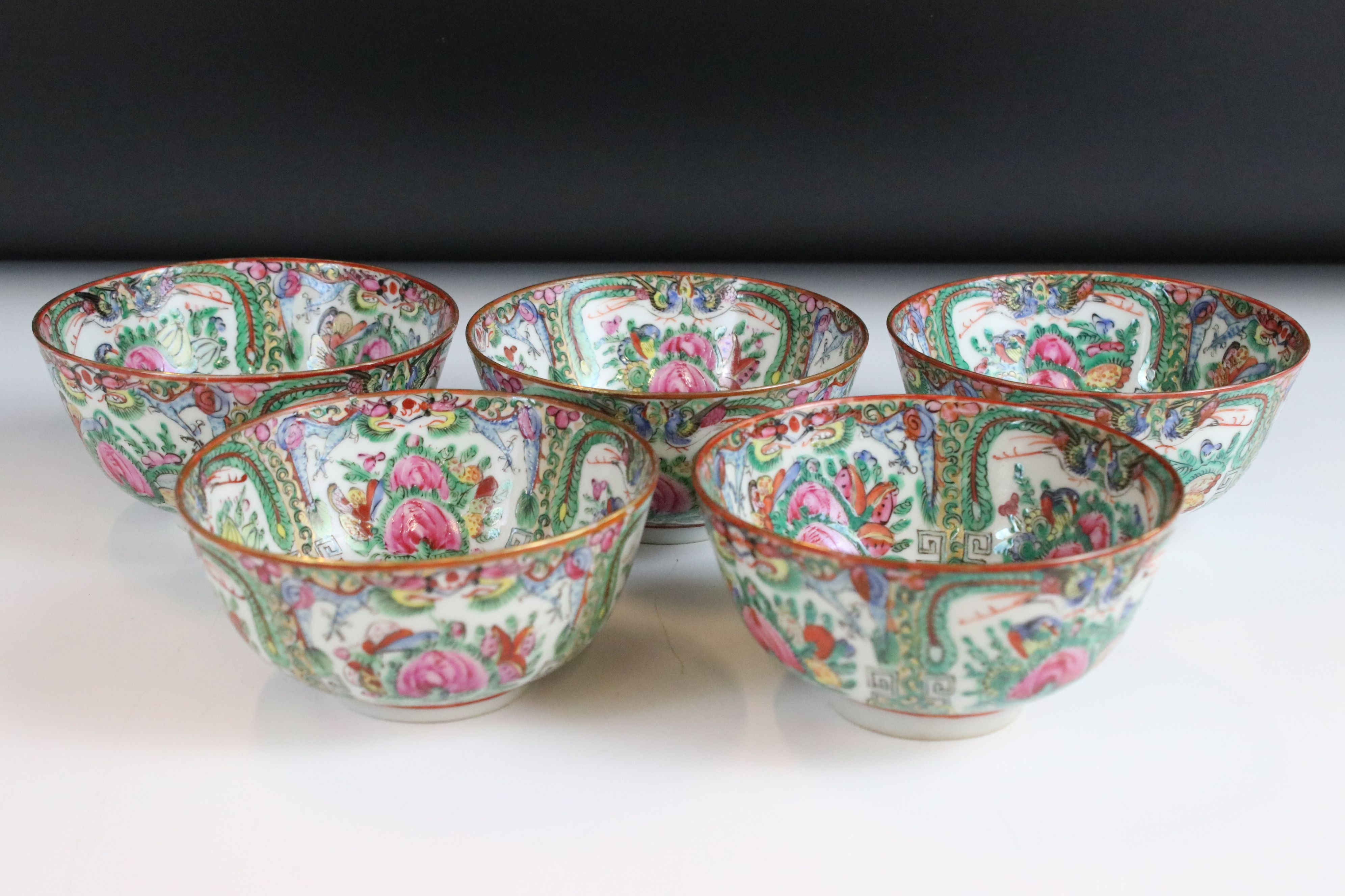 Collection of Ceramic Plates and Bowls including Chinese Cantonese Famille Rose Five Bowls, 11.5cm - Image 12 of 14