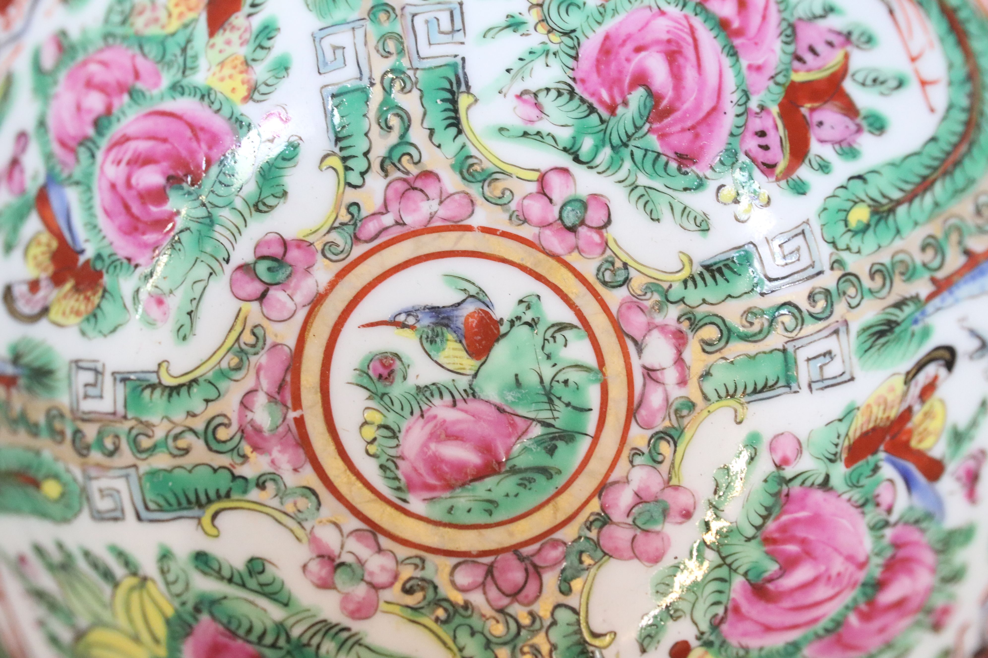 Collection of Ceramic Plates and Bowls including Chinese Cantonese Famille Rose Five Bowls, 11.5cm - Image 14 of 14