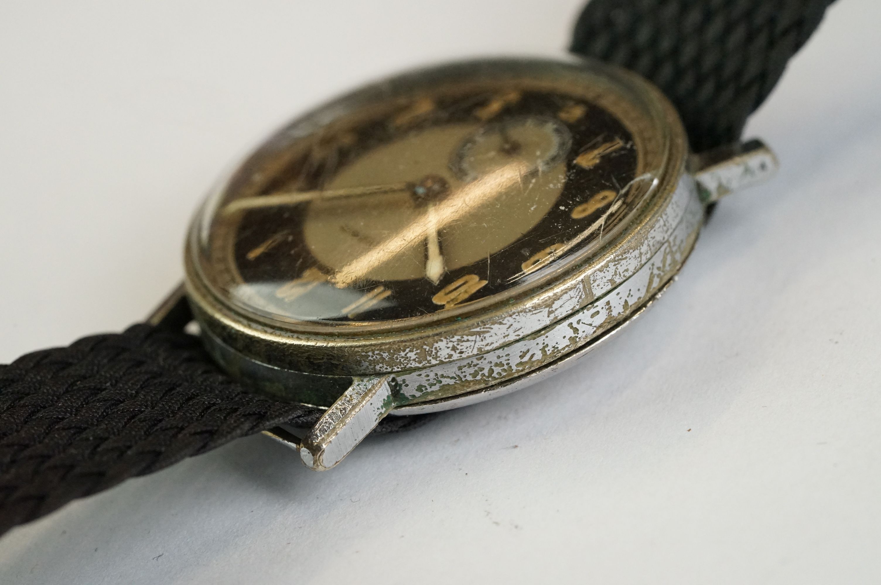 WW2 period Victoria military watch - Image 5 of 9