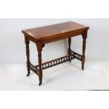 Late Victorian / Edwardian Mahogany Fold-over Card Table, the rectangular top opening to a green