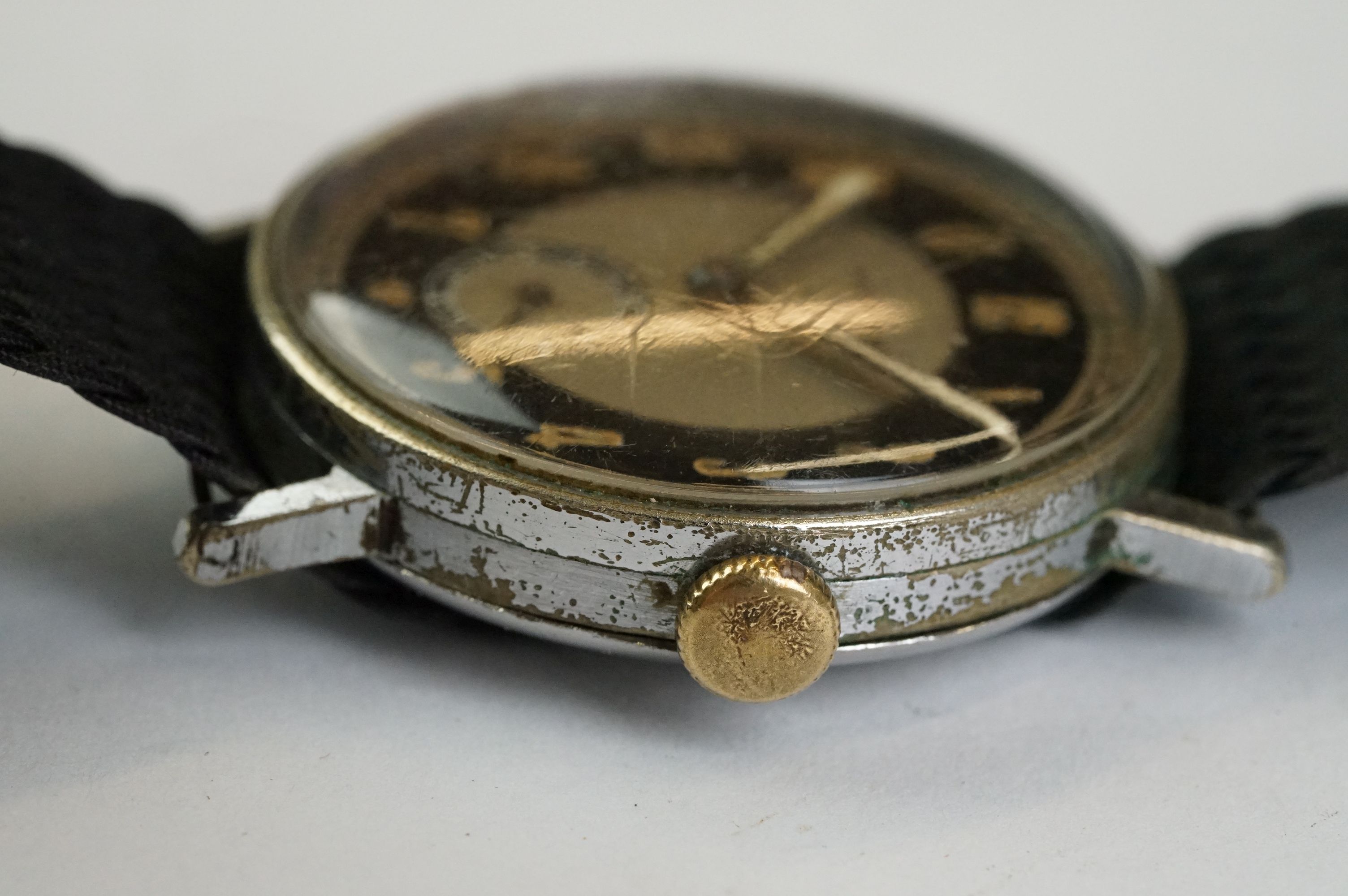 WW2 period Victoria military watch - Image 3 of 9