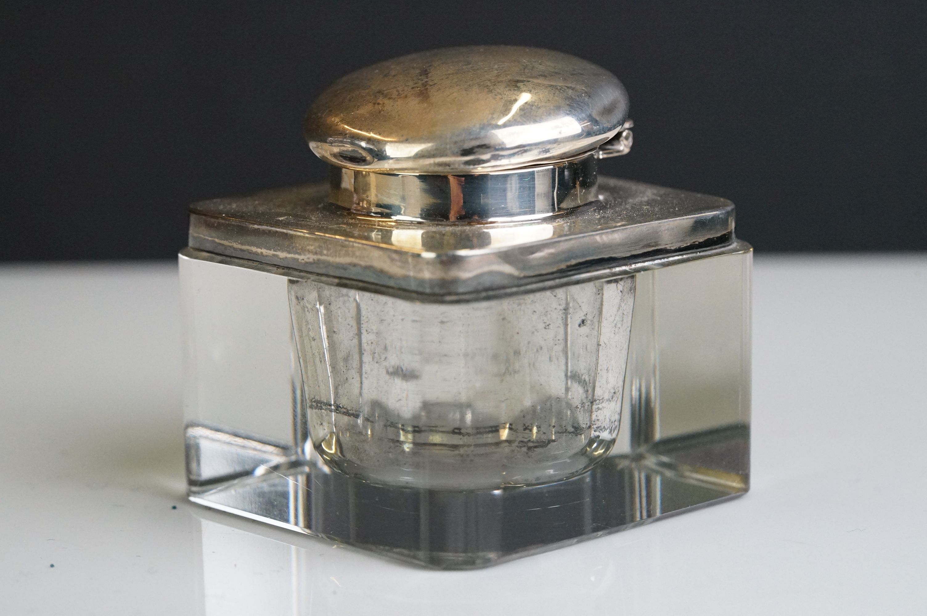 Silver inkwell, Birmingham 1919 & another by A & J Zimmerman, Birmingham 1938 (2) - Image 11 of 14