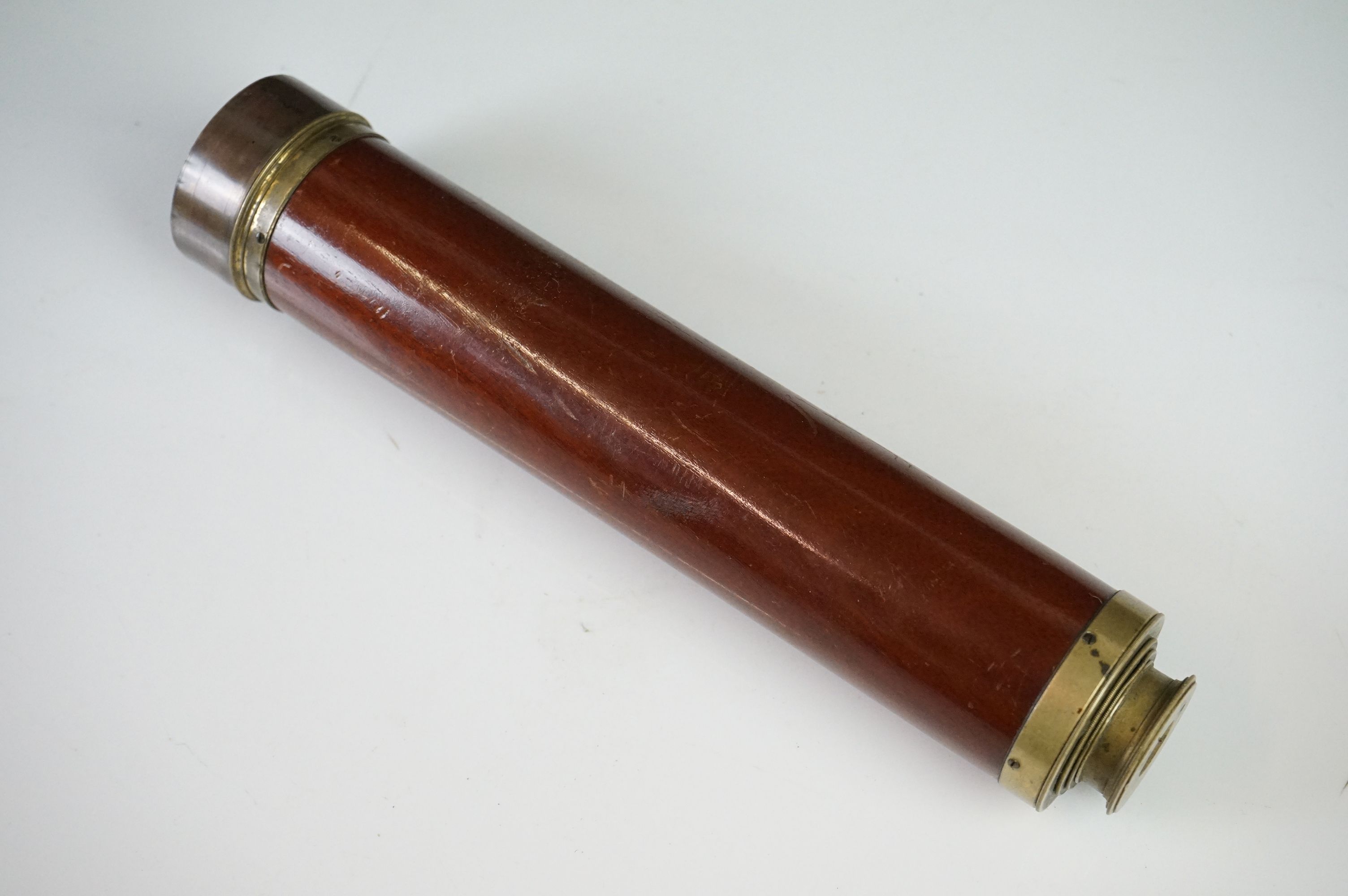 19th century Dolland of London Three Drawer Brass and Mahogany Telescope in Leather Case - Image 2 of 6