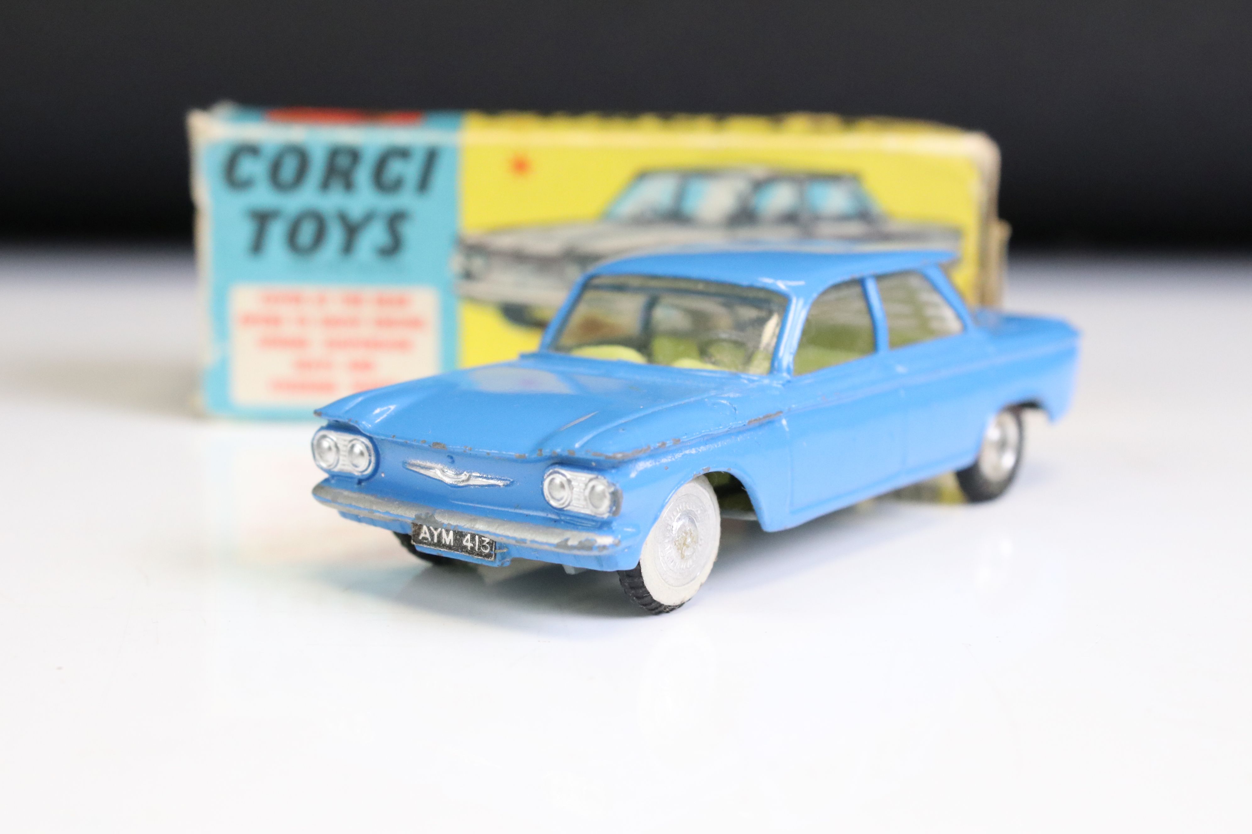 Three boxed Corgi diecast models to include 229 Chevrolet Corvair in pale blue with yellow - Image 7 of 15