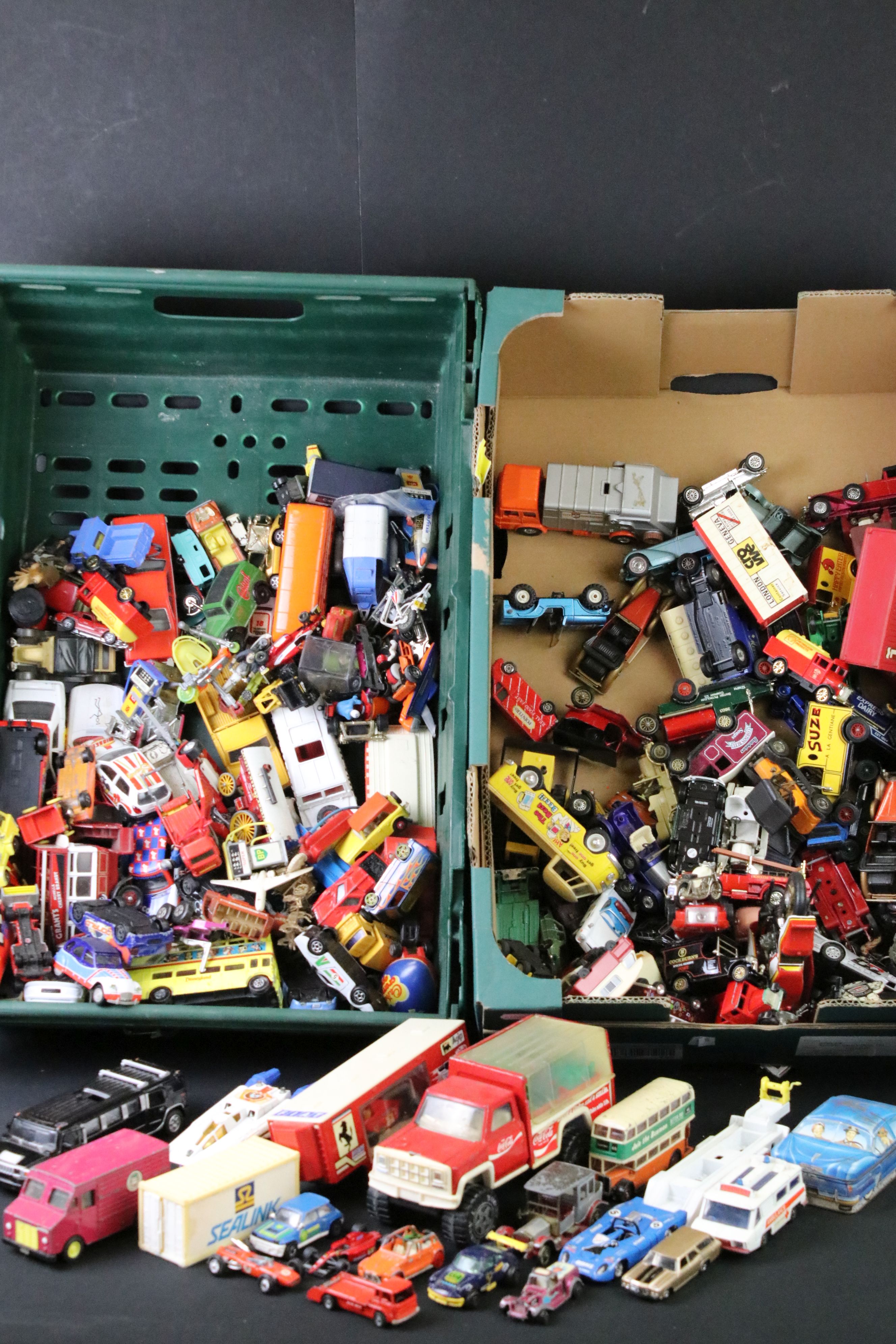 Large collection of diecast models to include Corgi, Matchbox, Burago and ERTL examples, featuring