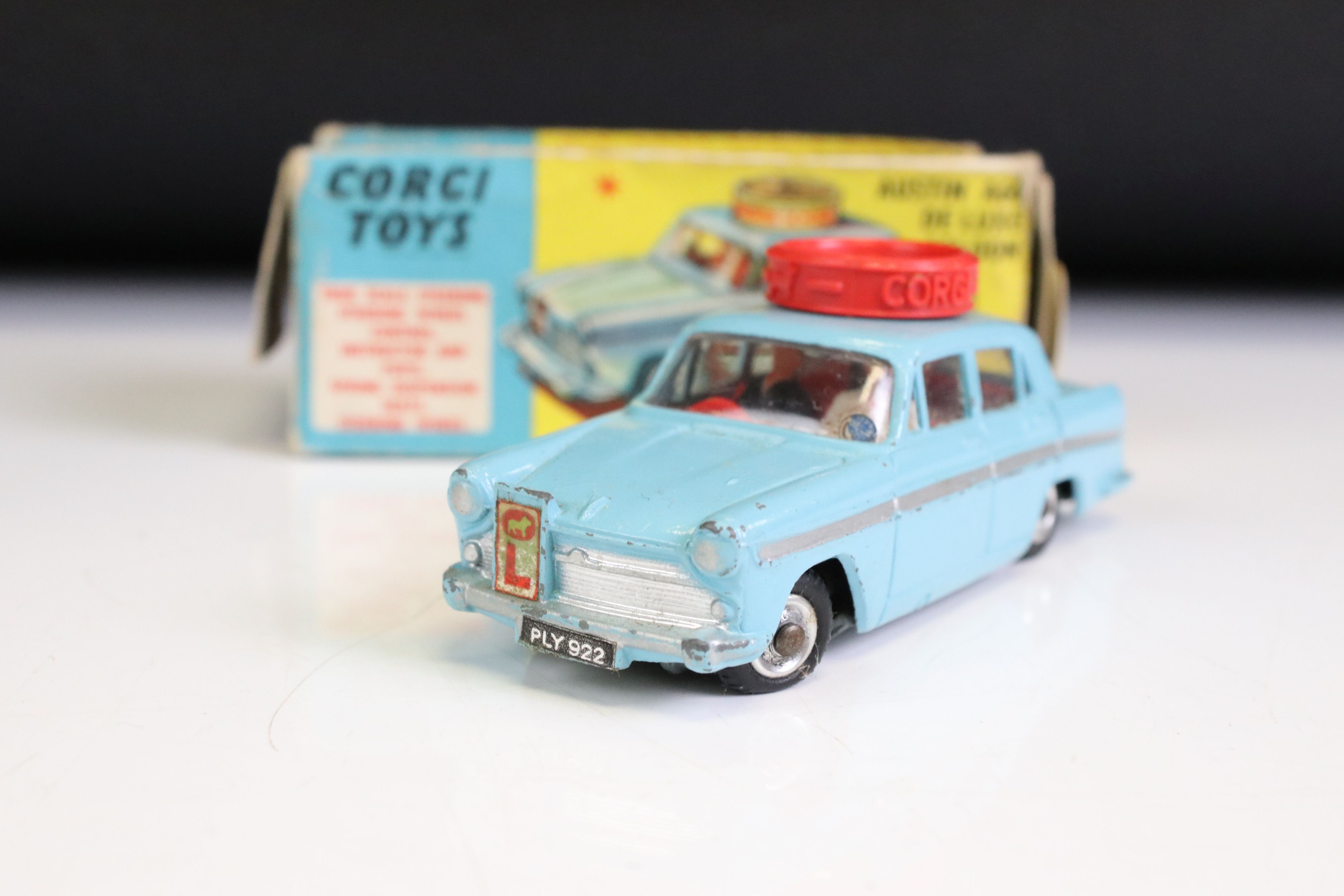 Three boxed Corgi diecast models to include 229 Chevrolet Corvair in pale blue with yellow - Image 11 of 15