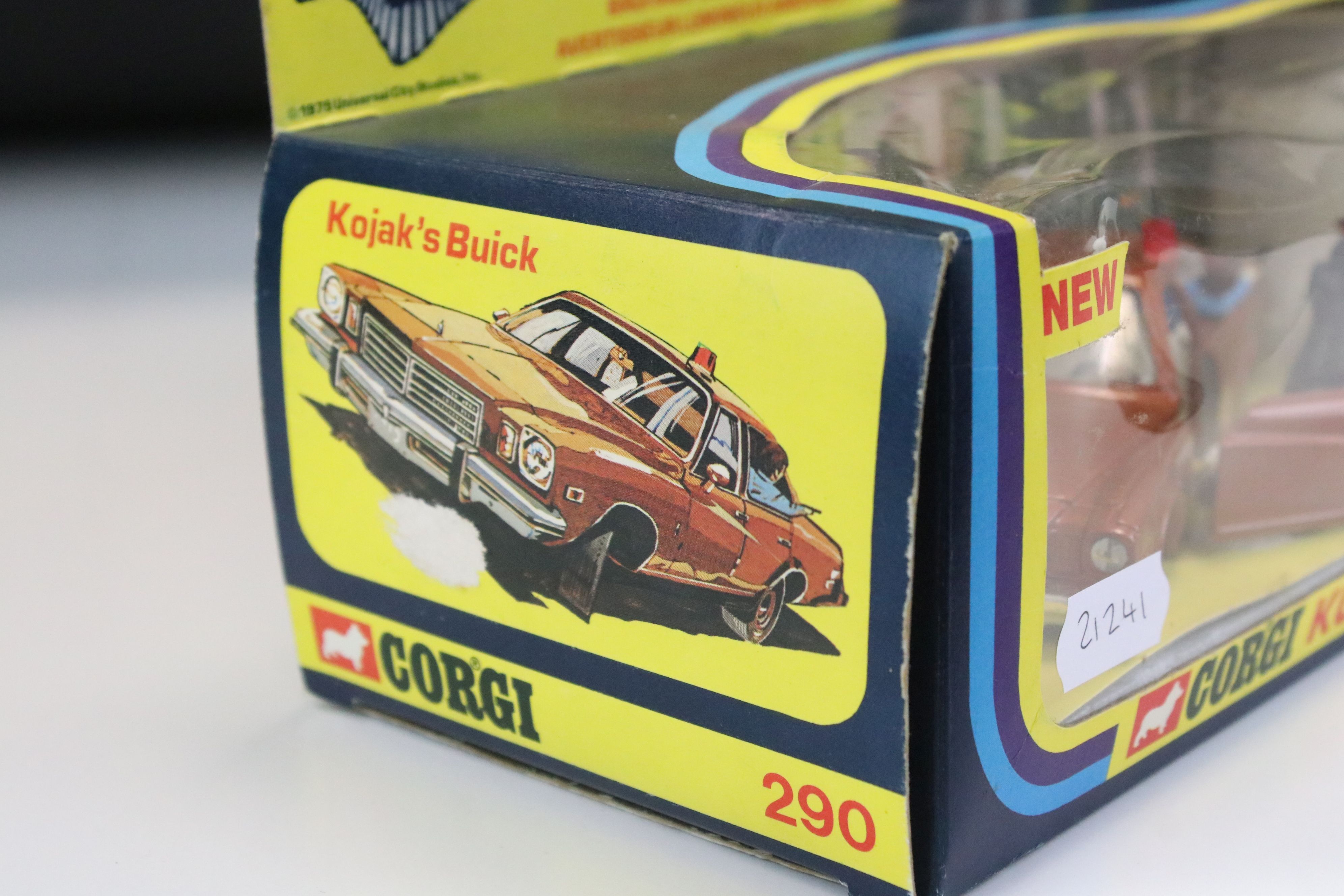 Boxed Corgi 290 Kojak's Buick diecast model complete with figure, diecast ex, box vg with small part - Image 10 of 10