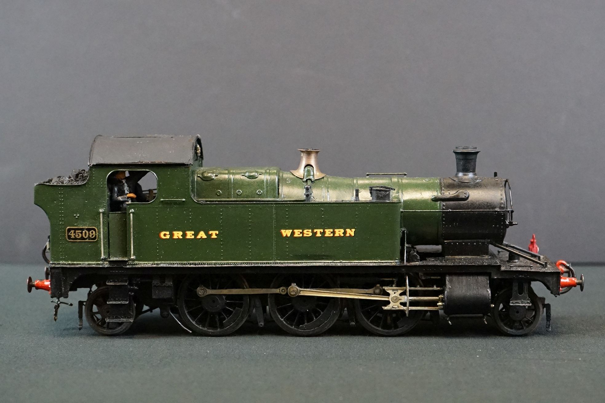 Etched kit built O gauge 4509 GWR 2-6-2 Locomotive contained within wooden box, gd overall condition - Image 2 of 9