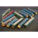 13 OO gauge locomotives to include Lima Dragon, Lima Western Gladiator, Hornby Railfreight etc