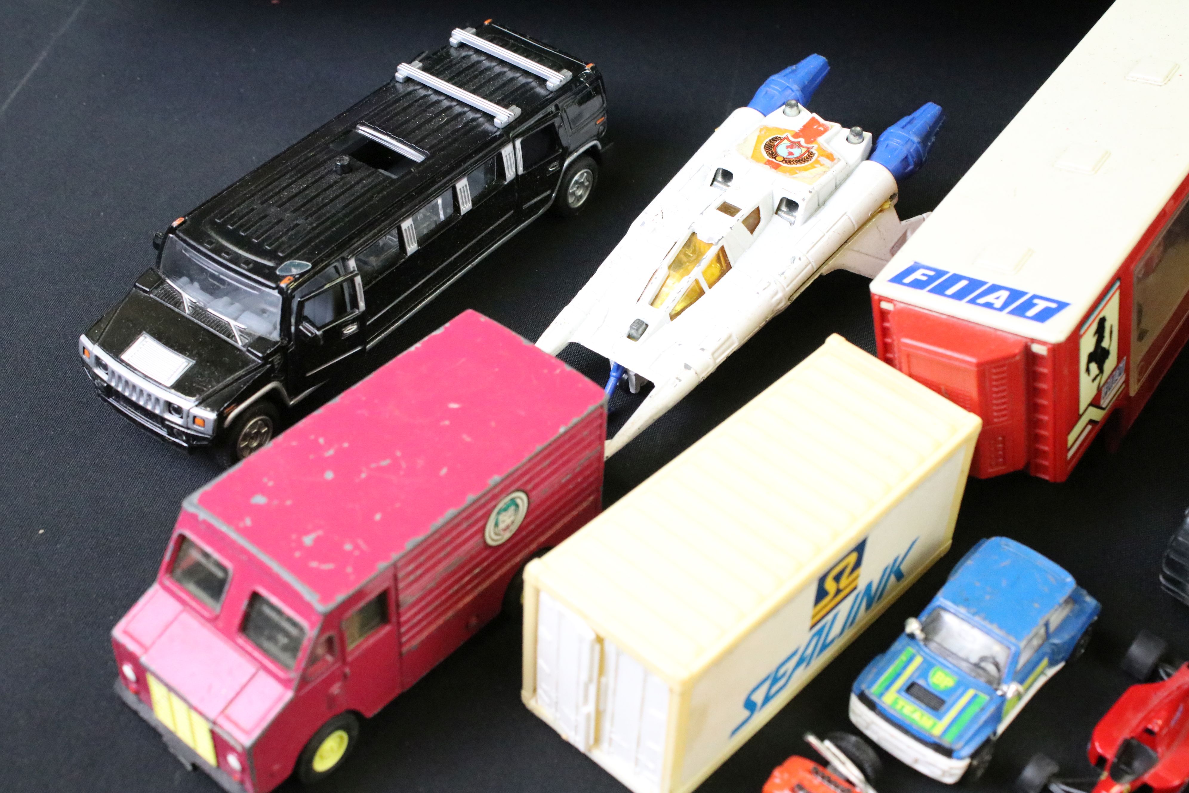 Large collection of diecast models to include Corgi, Matchbox, Burago and ERTL examples, featuring - Image 6 of 11