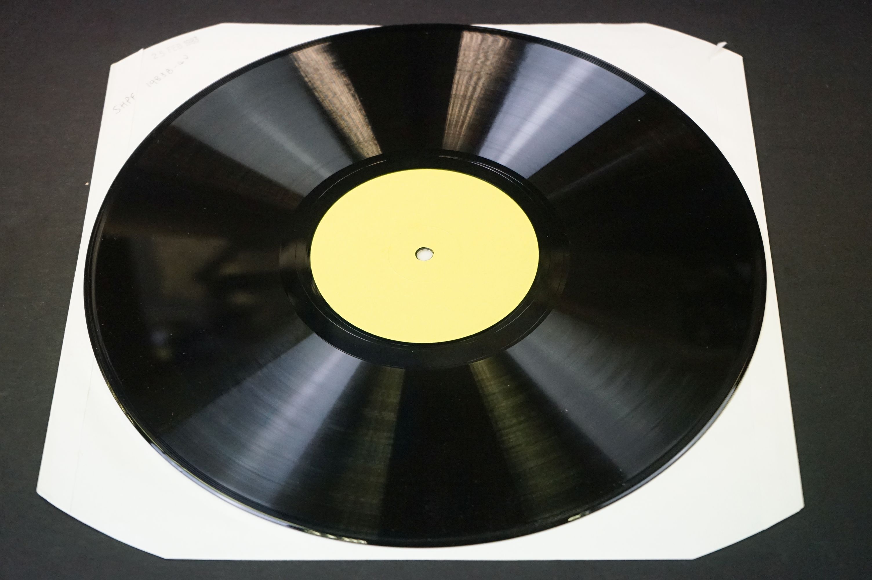 Vinyl - Pink Floyd The Final Cut original UK double one sided green label test pressing. Vinyl one - Image 7 of 8