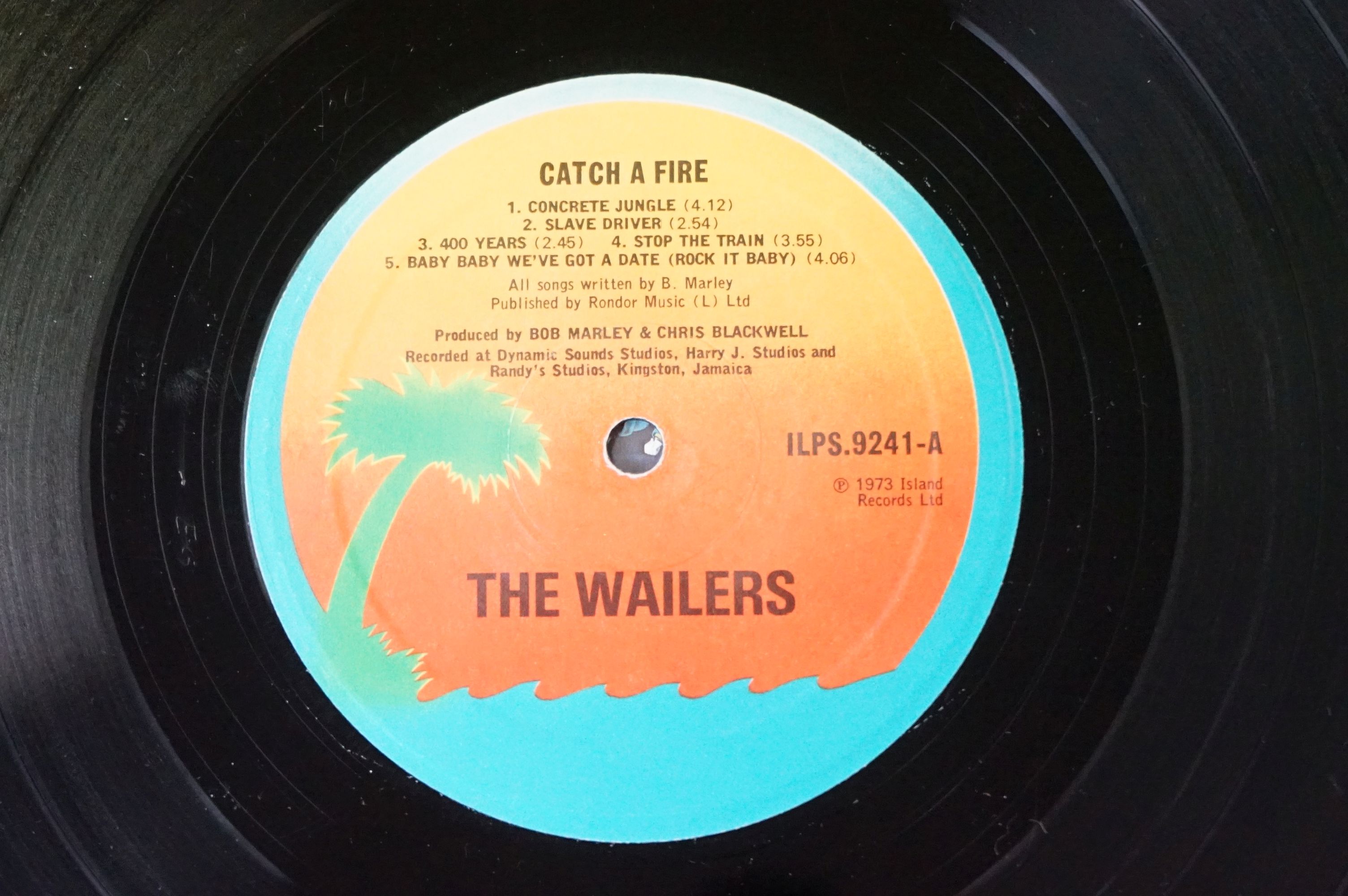 Vinyl - The Wailers / Bob Marley - Catch A Fire LP on Island Records ILPS 9241. UK 1975 pressing - Image 4 of 8