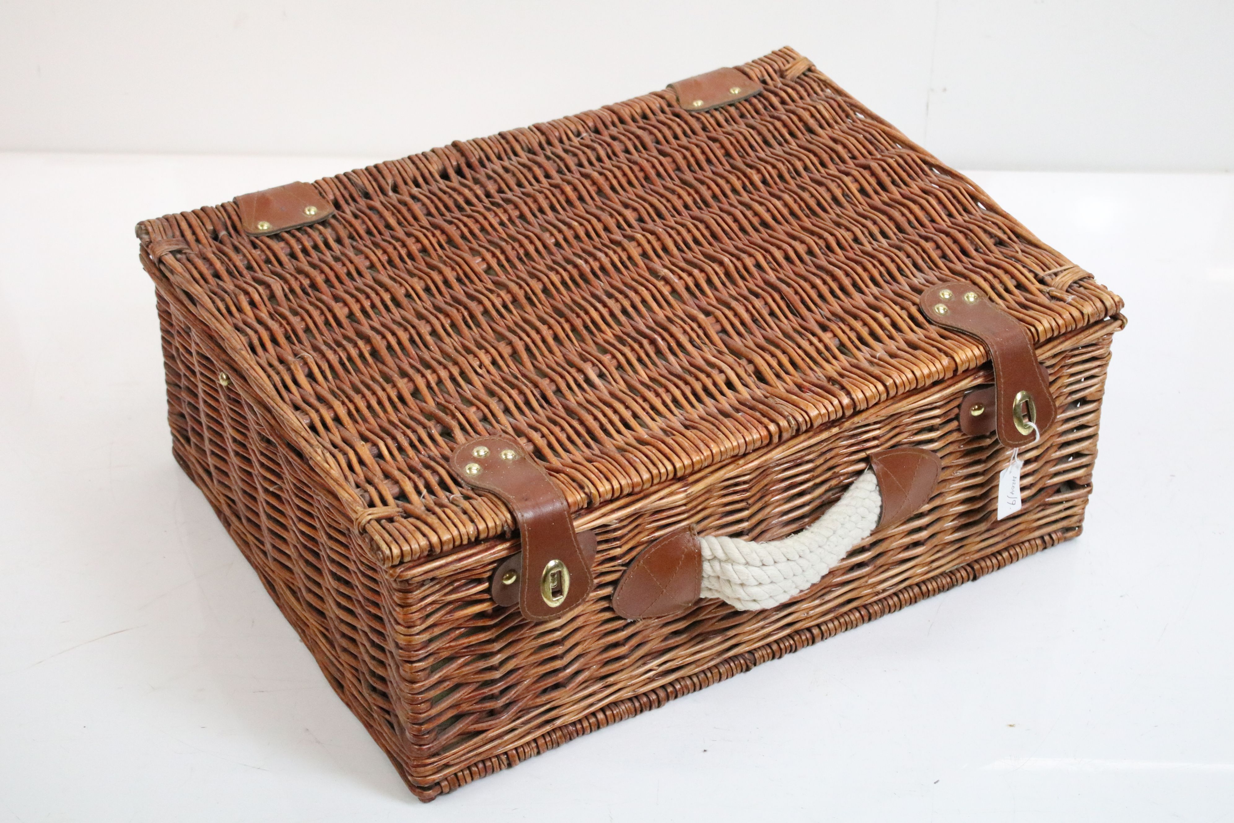 Four person picnic set in three wicker baskets, comprising cutlery, mugs, champagne glasses, - Image 6 of 7