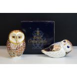 Two Royal Crown Derby Owl paperweights to include a Barn Owl (with silver stopper, boxed) and an